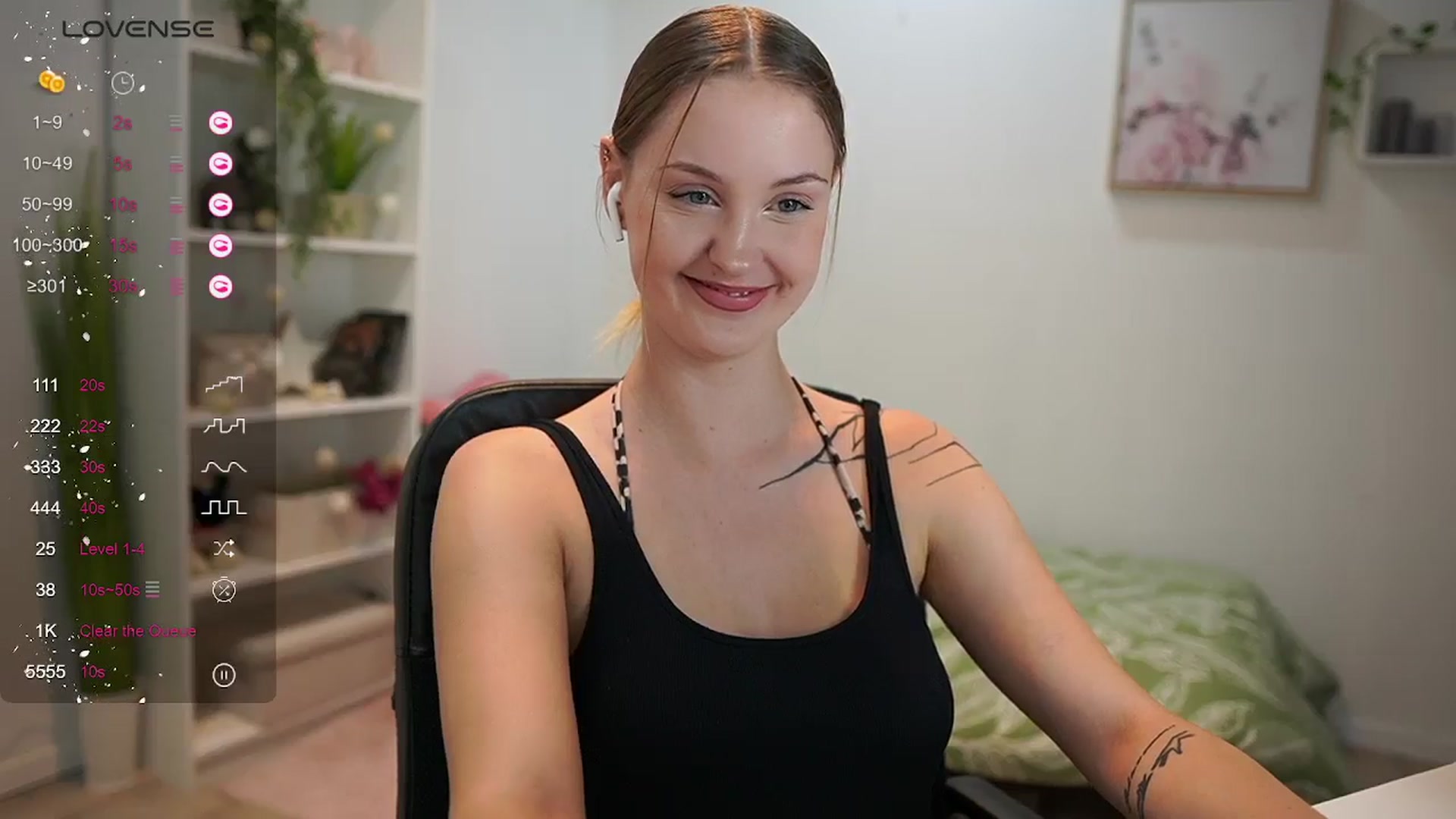 Gallery image thumbnail from NatalliaStarr's myfreecams stream on, 05/06/2024, 15:05 image 2 of 20