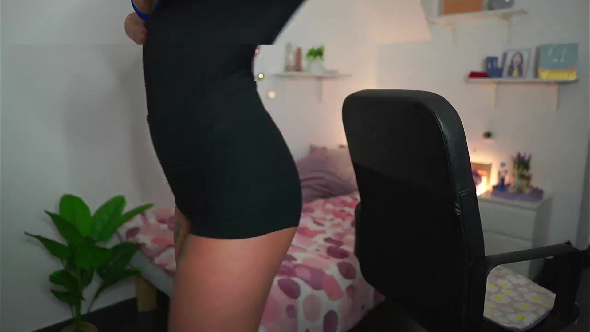 Gallery image thumbnail from NatalliaStarr's myfreecams stream on, 05/23/2024, 13:37 image 8 of 20