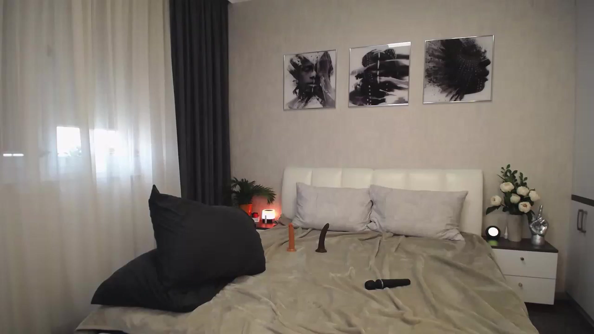 Gallery image thumbnail from NatalyGreen's myfreecams stream on, 11/29/2022, 10:06 image 8 of 20