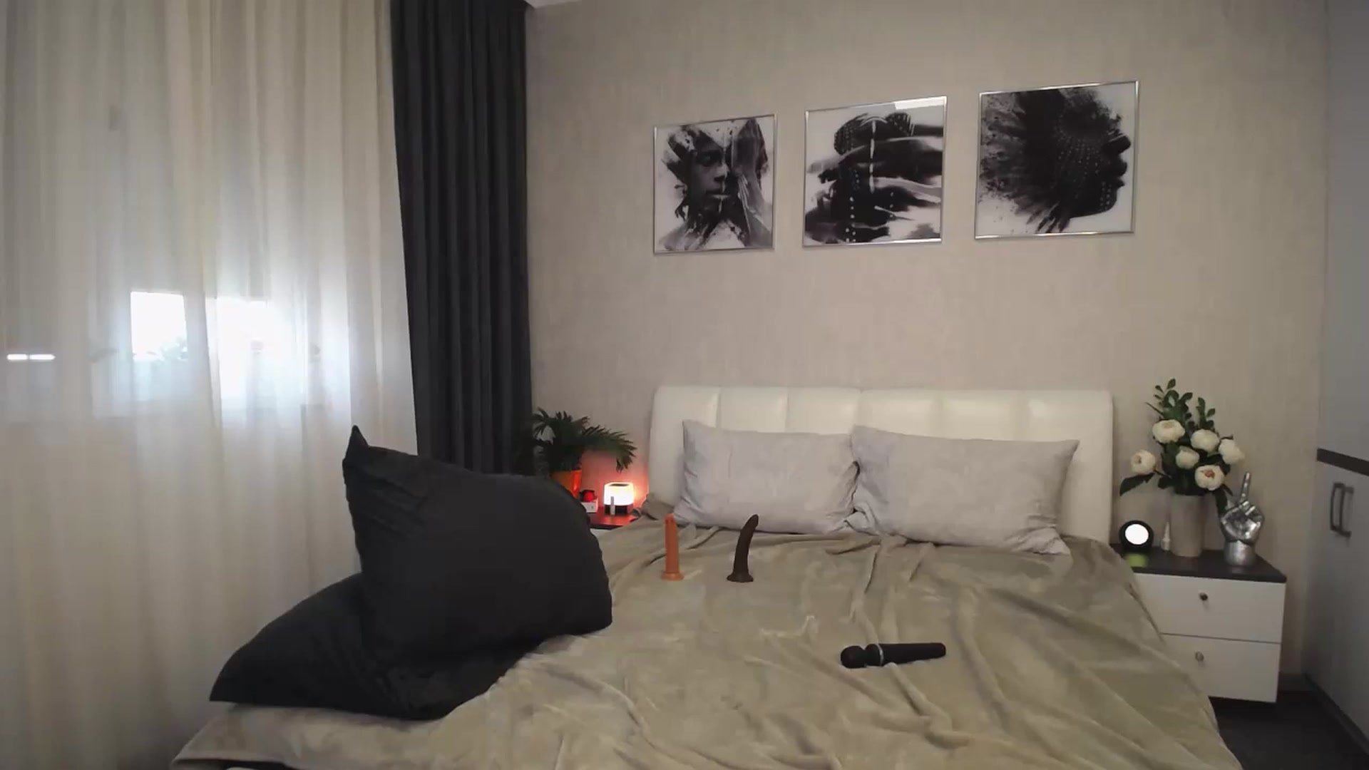 Gallery image thumbnail from NatalyGreen's myfreecams stream on, 11/29/2022, 10:06 image 10 of 20