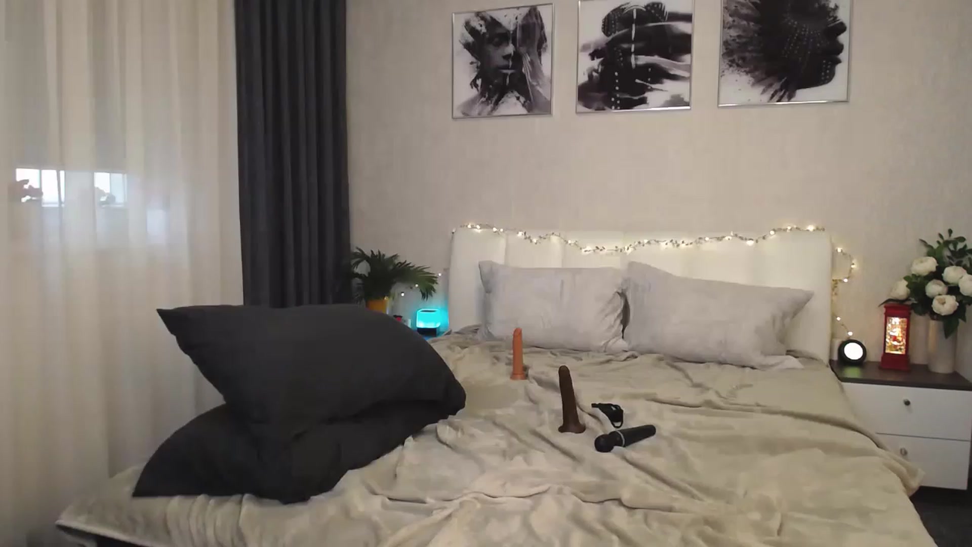 Gallery image thumbnail from NatalyGreen's myfreecams stream on, 12/01/2022, 12:27 image 13 of 20