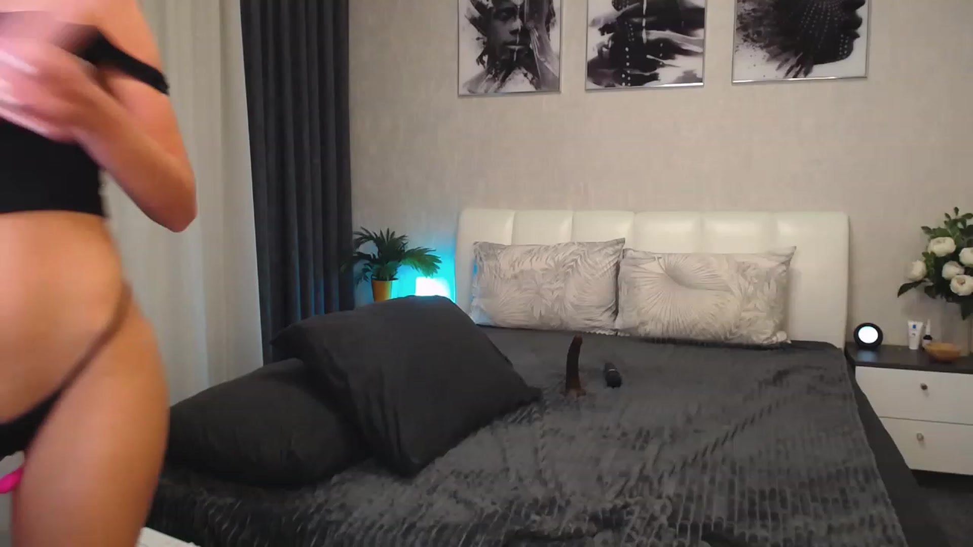 Gallery image thumbnail from NatalyGreen's myfreecams stream on, 02/04/2023, 11:38 image 8 of 20