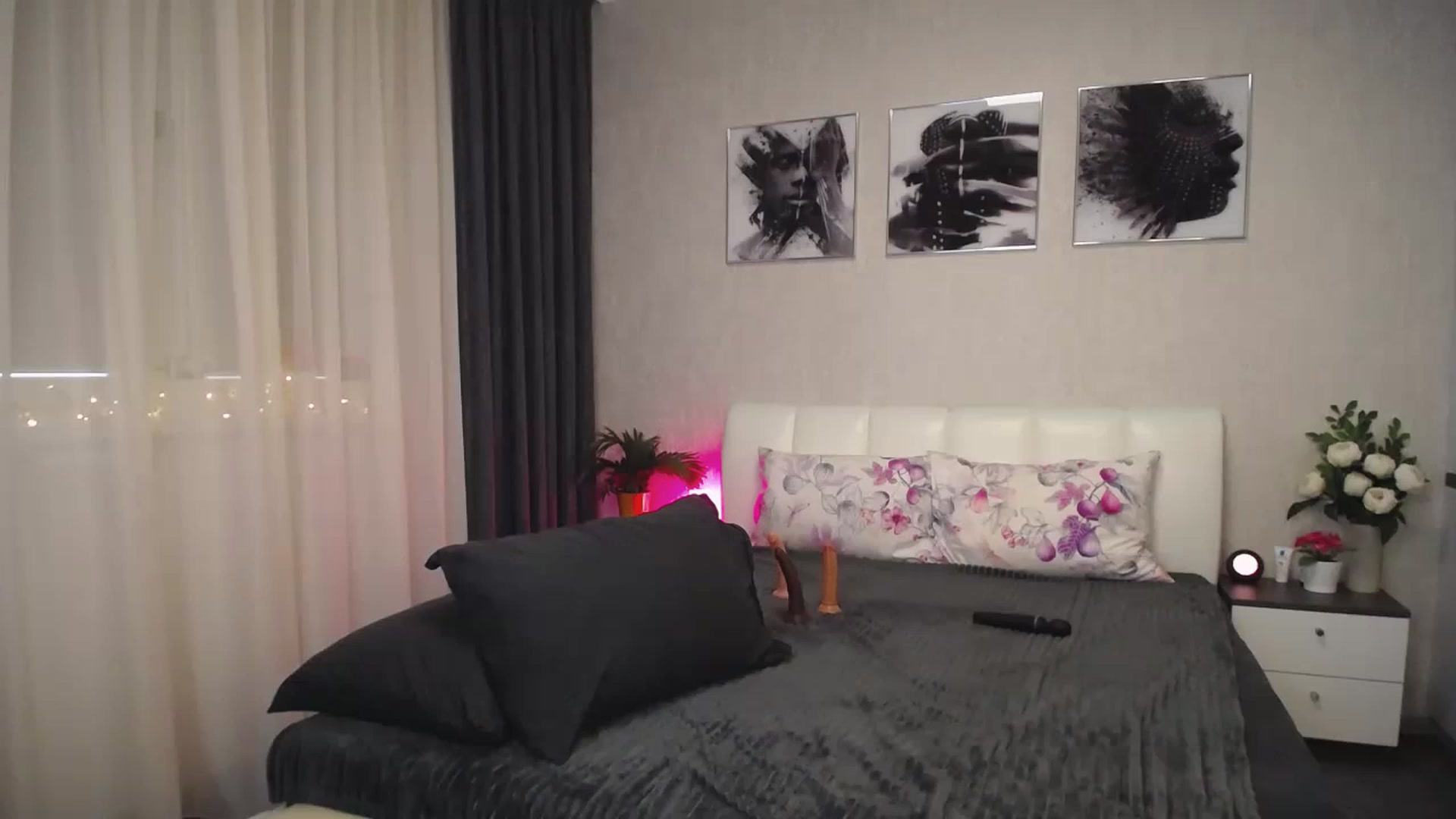 Gallery image thumbnail from NatalyGreen's myfreecams stream on, 02/20/2023, 10:49 image 6 of 20
