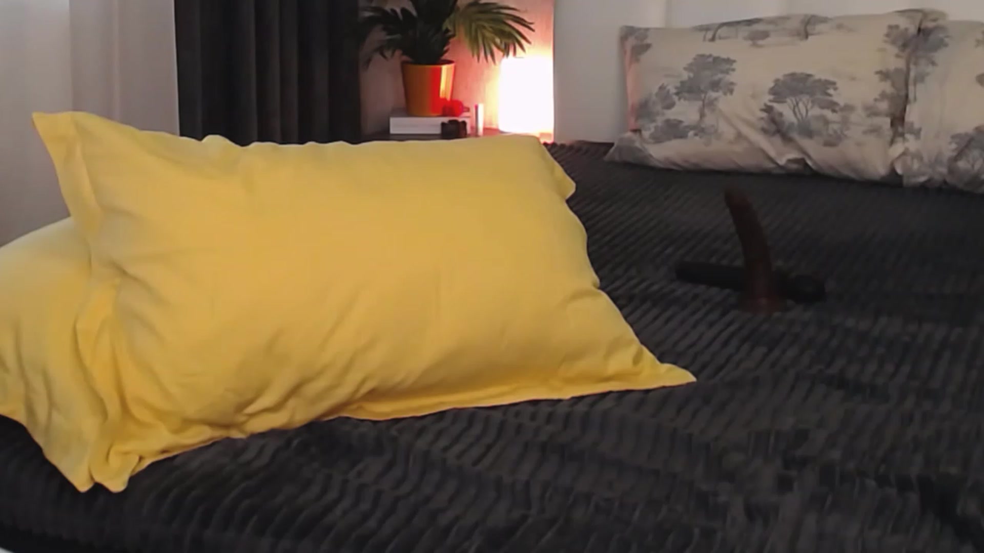 Gallery image thumbnail from NatalyGreen's myfreecams stream on, 05/12/2023, 08:35 image 8 of 20