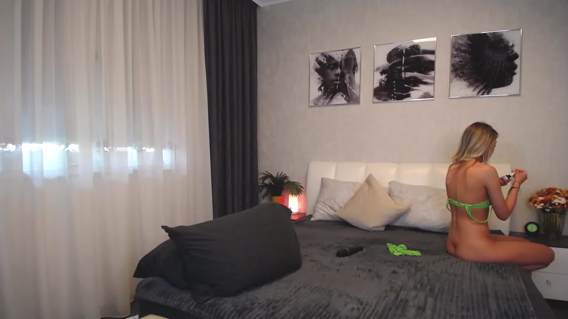 Gallery image thumbnail from NatalyGreen's myfreecams stream on, 06/11/2023, 09:37 image 19 of 20