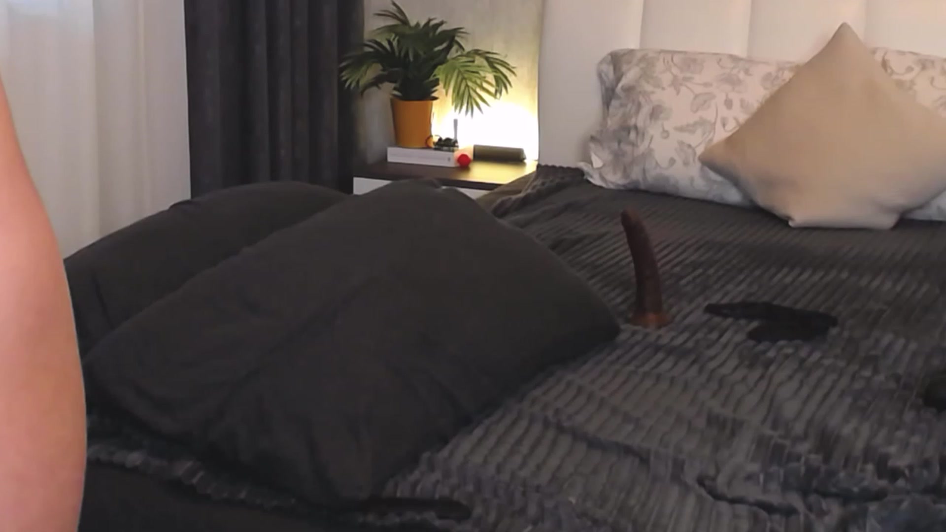 Gallery image thumbnail from NatalyGreen's myfreecams stream on, 06/24/2023, 08:26 image 18 of 20