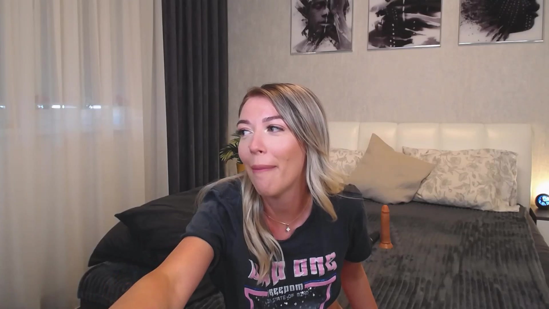 Gallery image thumbnail from NatalyGreen's myfreecams stream on, 07/16/2023, 09:41 image 4 of 20
