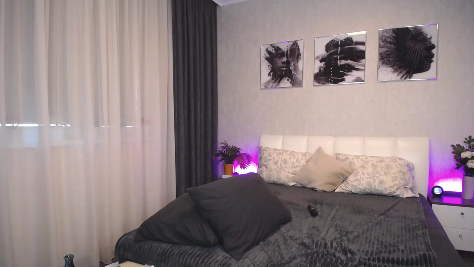 Gallery image thumbnail from NatalyGreen's myfreecams stream on, 07/20/2023, 08:02 image 5 of 20