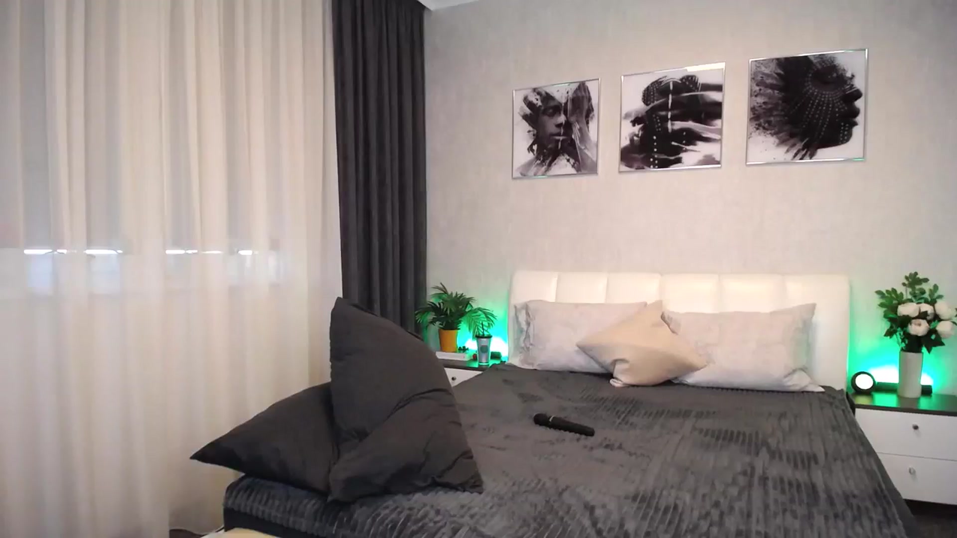 Gallery image thumbnail from NatalyGreen's myfreecams stream on, 07/26/2023, 08:22 image 17 of 20