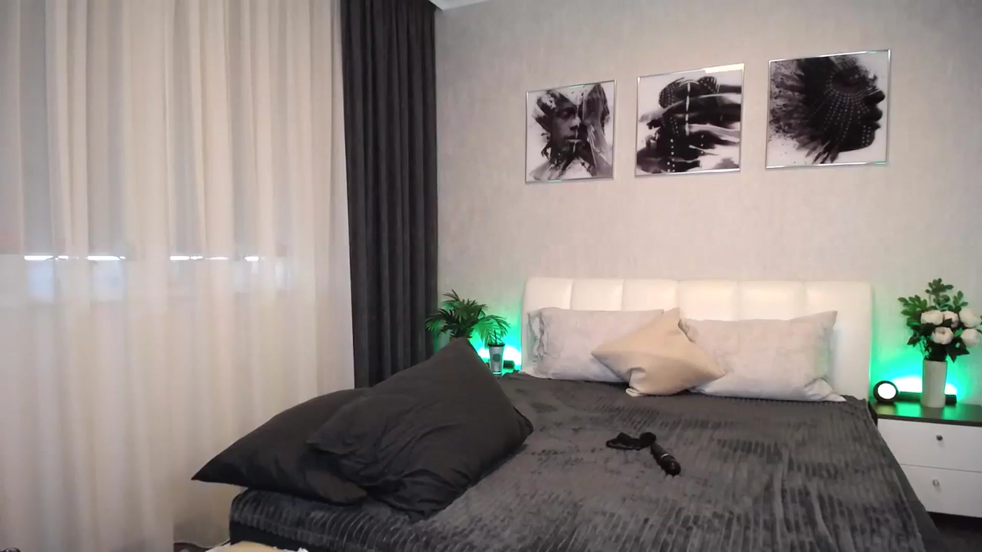 Gallery image thumbnail from NatalyGreen's myfreecams stream on, 07/26/2023, 08:56 image 3 of 20
