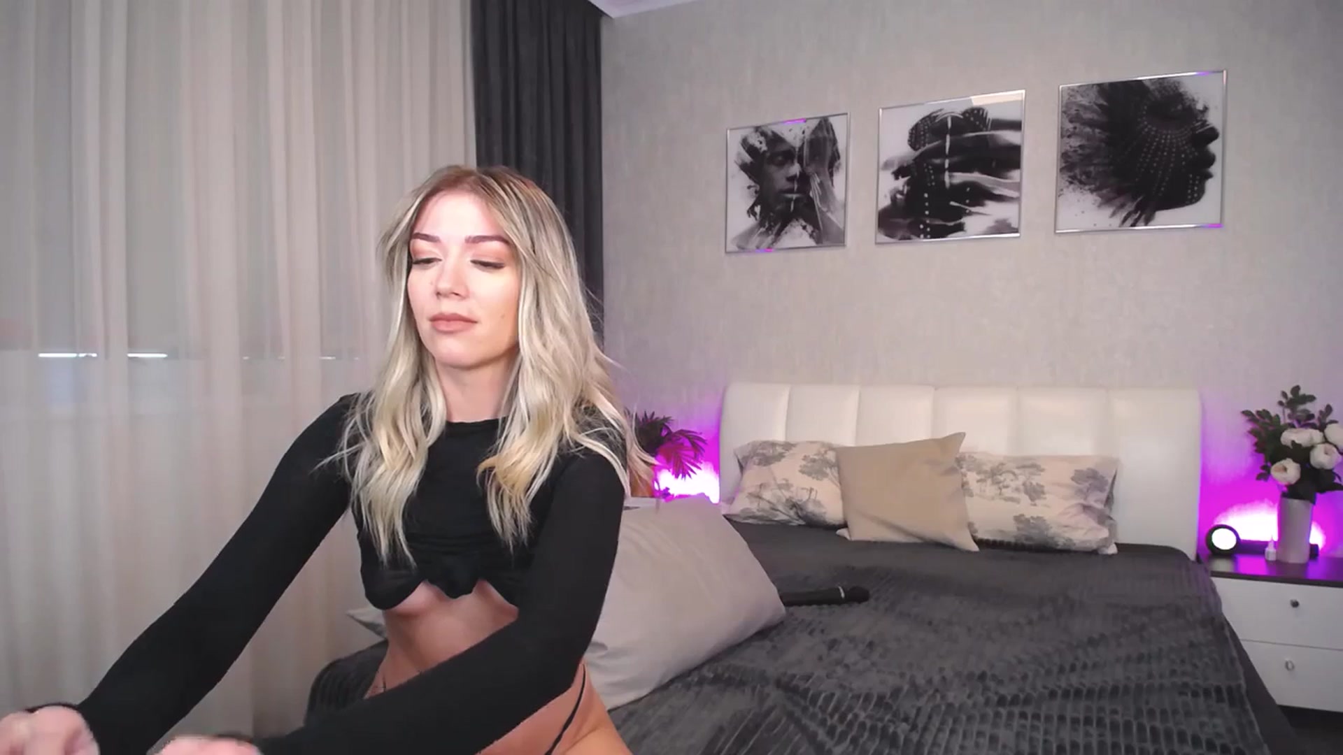 Gallery image thumbnail from NatalyGreen's myfreecams stream on, 10/26/2023, 13:40 image 2 of 20