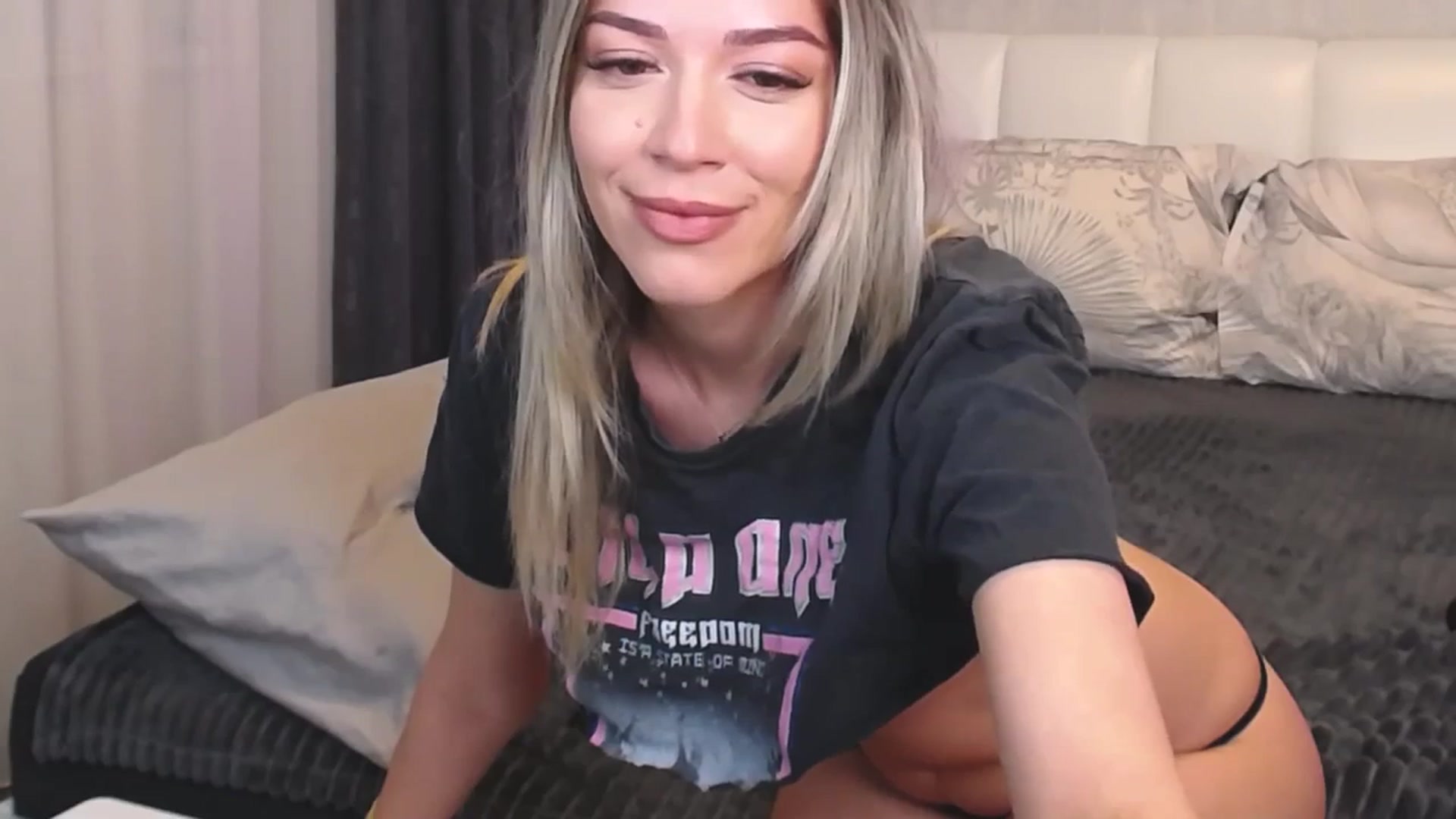 Gallery image thumbnail from NatalyGreen's myfreecams stream on, 11/04/2023, 13:24 image 13 of 20