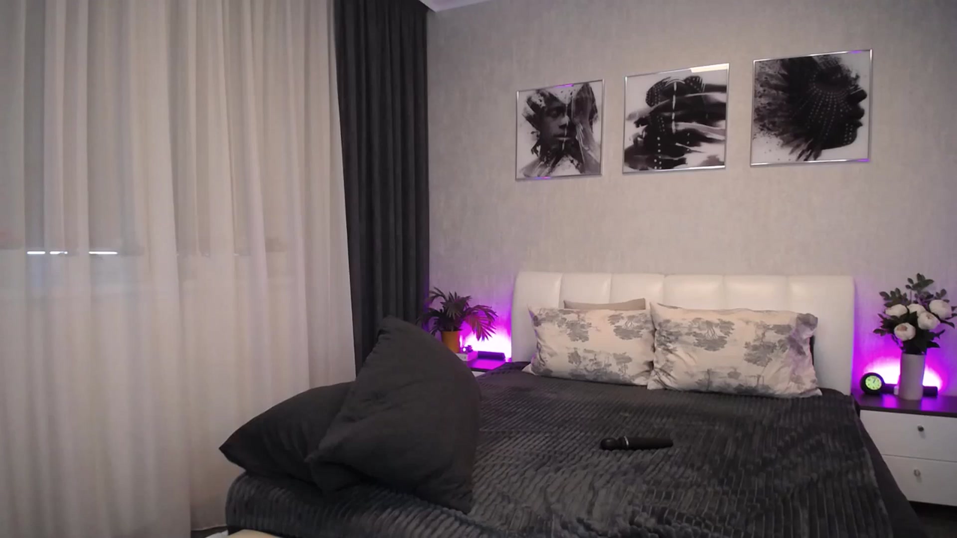 Gallery image thumbnail from NatalyGreen's myfreecams stream on, 11/14/2023, 12:21 image 3 of 20