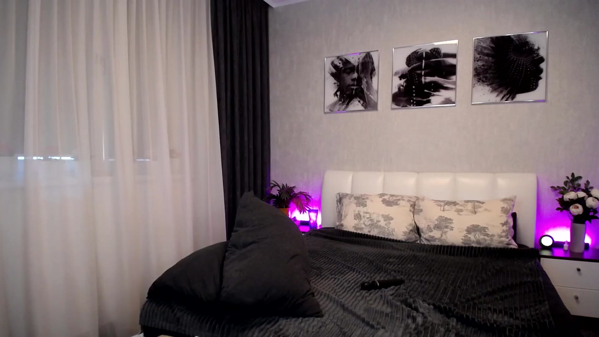 Gallery image thumbnail from NatalyGreen's myfreecams stream on, 11/27/2023, 12:40 image 6 of 20