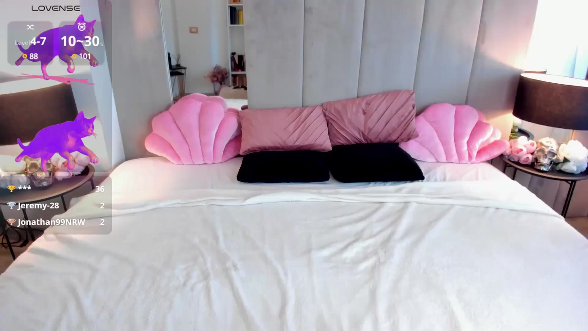 Gallery image thumbnail from NatalyThorn88's myfreecams stream on, 05/15/2025, 11:00 image 4 of 20