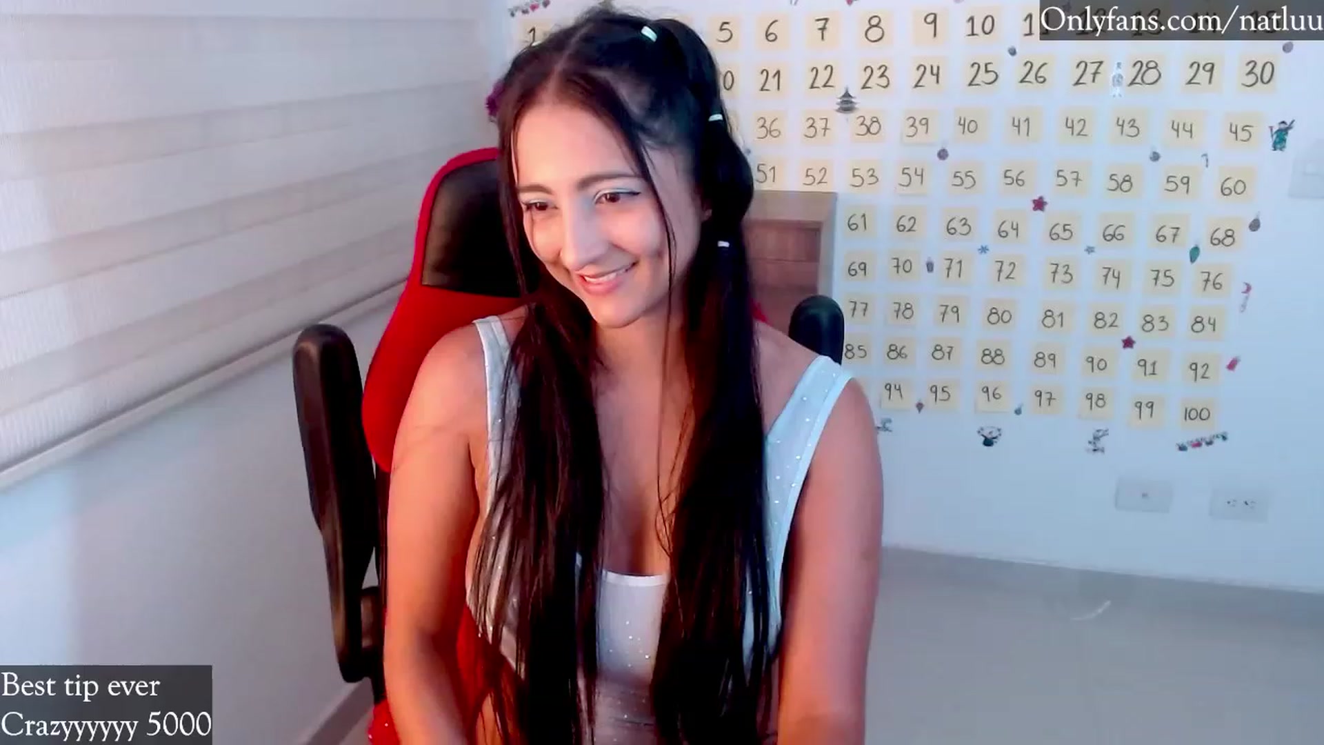 Gallery image thumbnail from Nataly_L's myfreecams stream on, 11/26/2022, 04:16 image 19 of 20