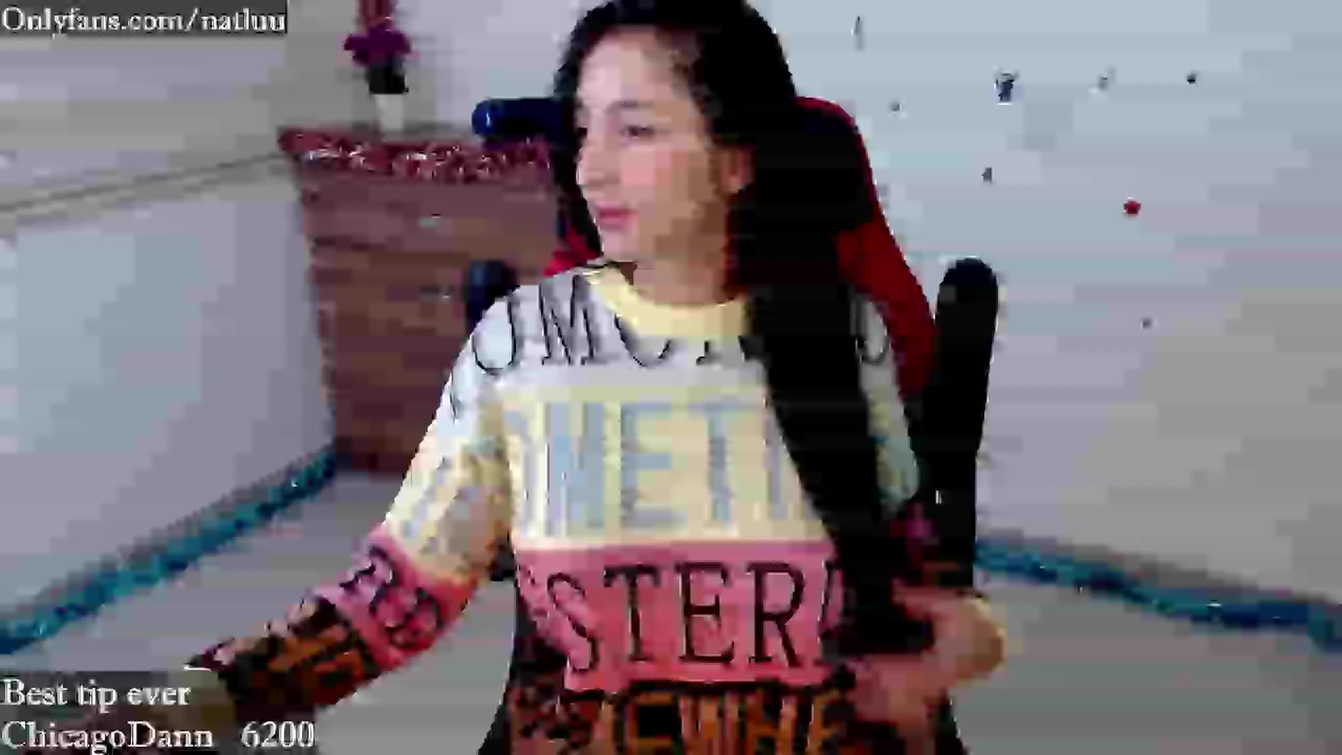 Gallery image thumbnail from Nataly_L's myfreecams stream on, 12/11/2022, 02:02 image 20 of 20