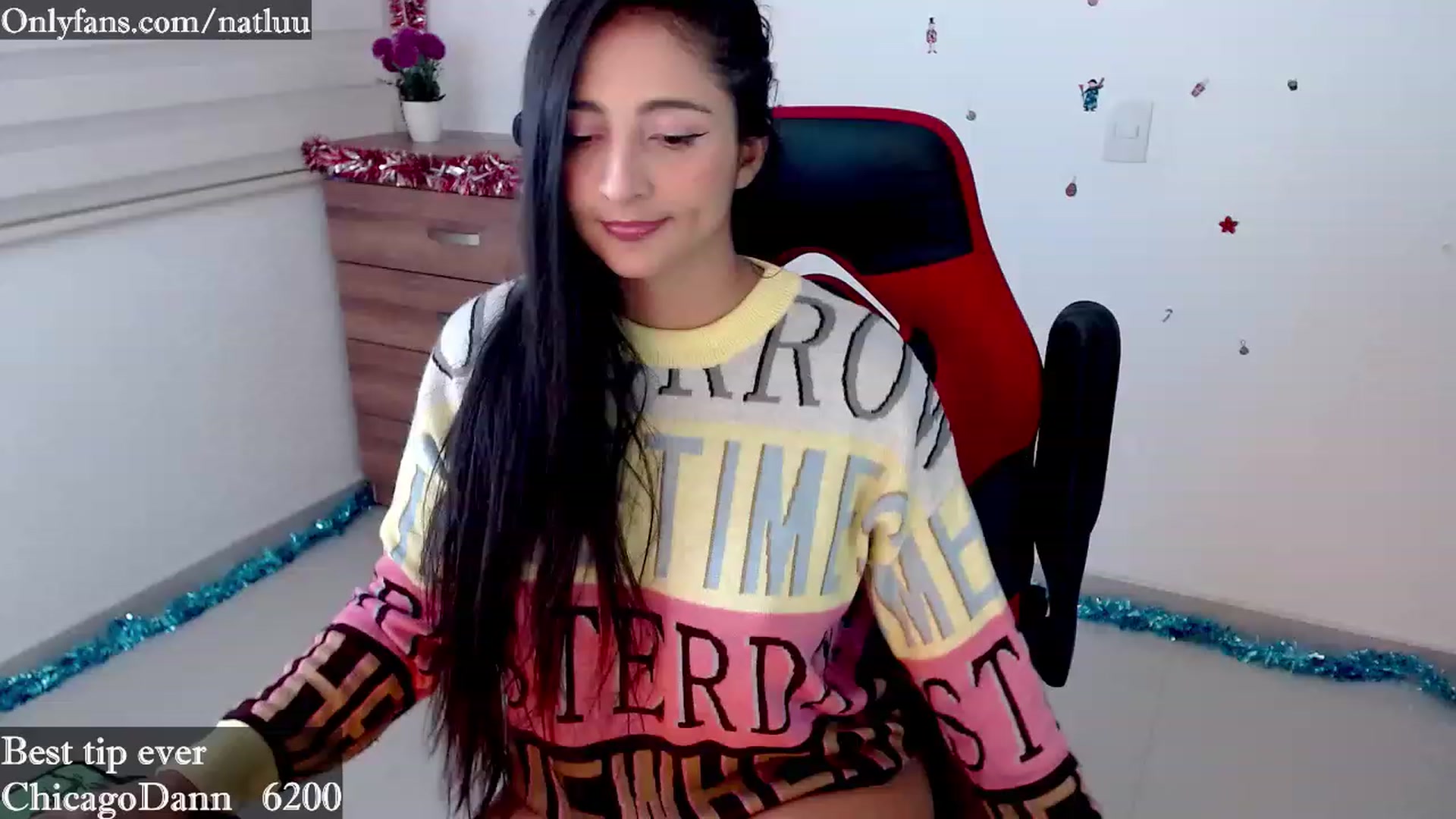 Gallery image thumbnail from Nataly_L's myfreecams stream on, 12/11/2022, 03:14 image 1 of 20