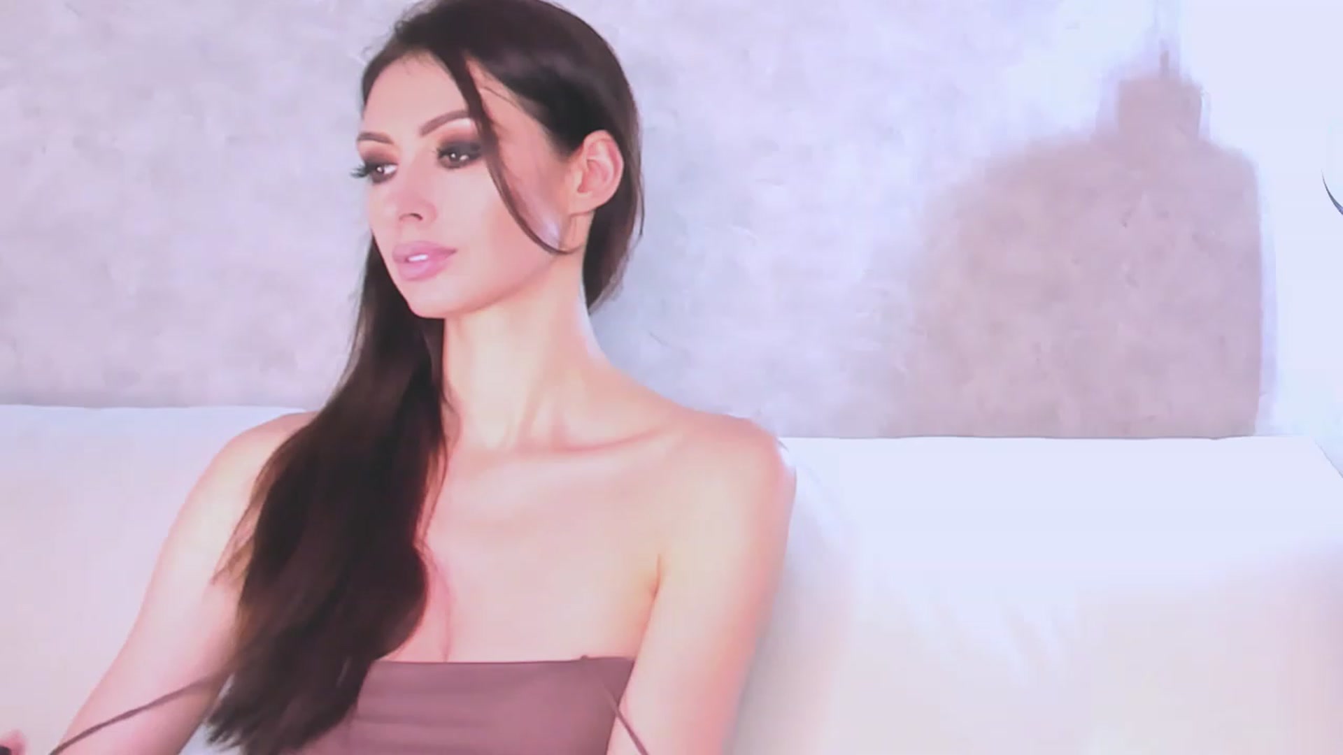 Gallery image thumbnail from Natarajasana's myfreecams stream on, 03/18/2023, 24:13 image 2 of 20