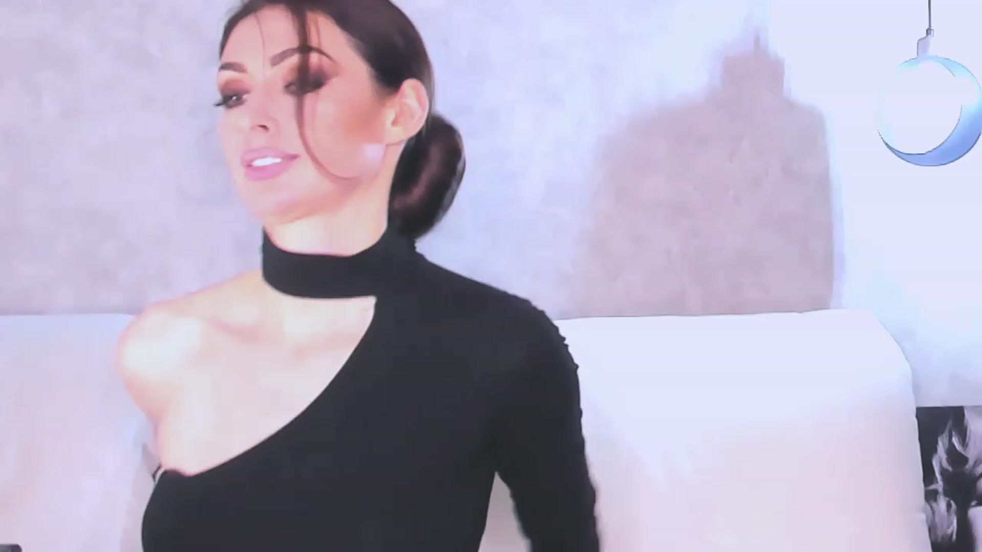 Gallery image thumbnail from Natarajasana's myfreecams stream on, 03/20/2023, 23:59 image 8 of 20