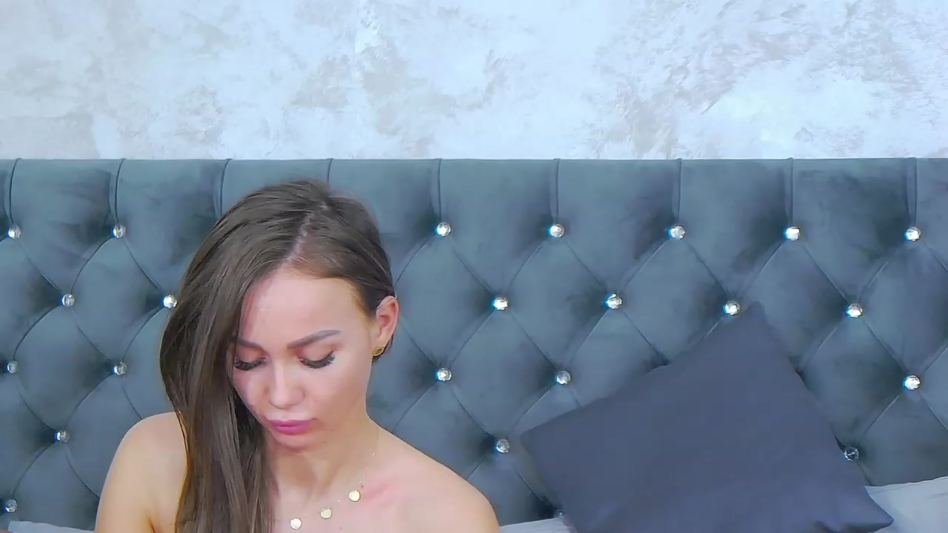 Gallery image thumbnail from NatashaCayo's myfreecams stream on, 02/27/2023, 10:03 image 18 of 20