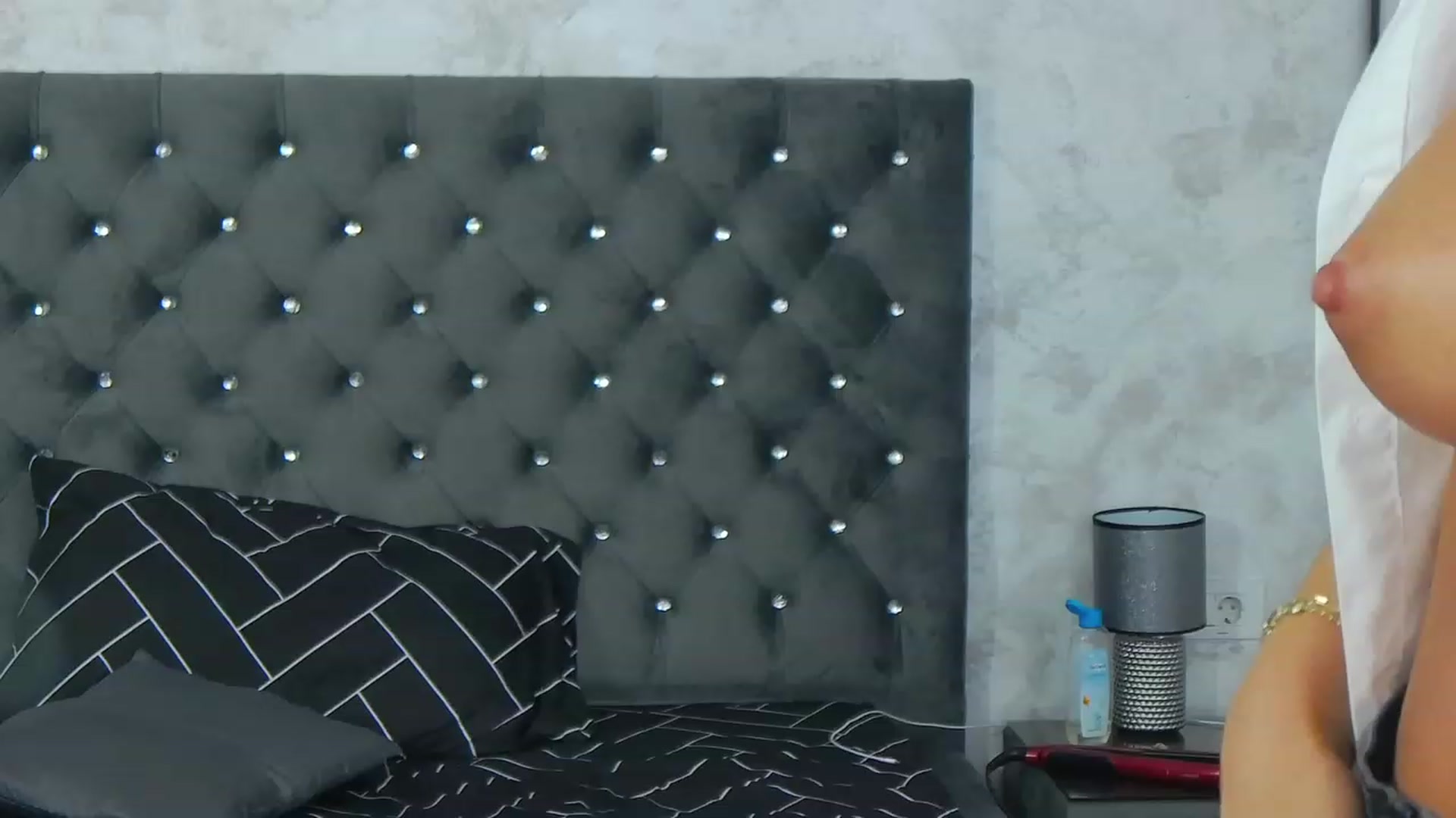 Gallery image thumbnail from NatashaCayo's myfreecams stream on, 06/11/2023, 14:39 image 18 of 20