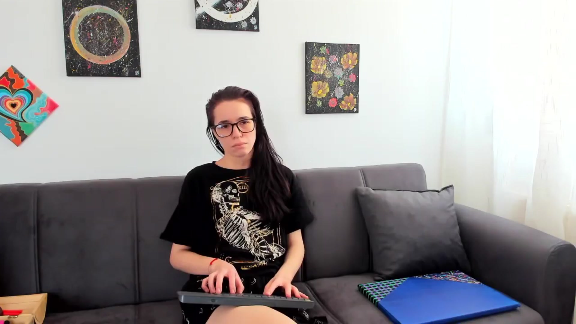 Gallery image thumbnail from NatashaCruise's myfreecams stream on, 04/12/2024, 11:05 image 6 of 20