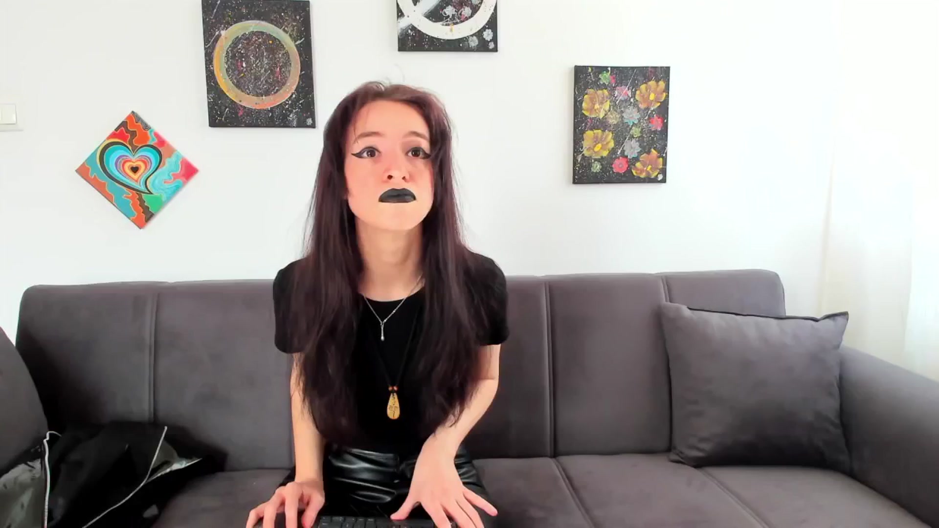 Gallery image thumbnail from NatashaCruise's myfreecams stream on, 04/25/2024, 07:41 image 4 of 20