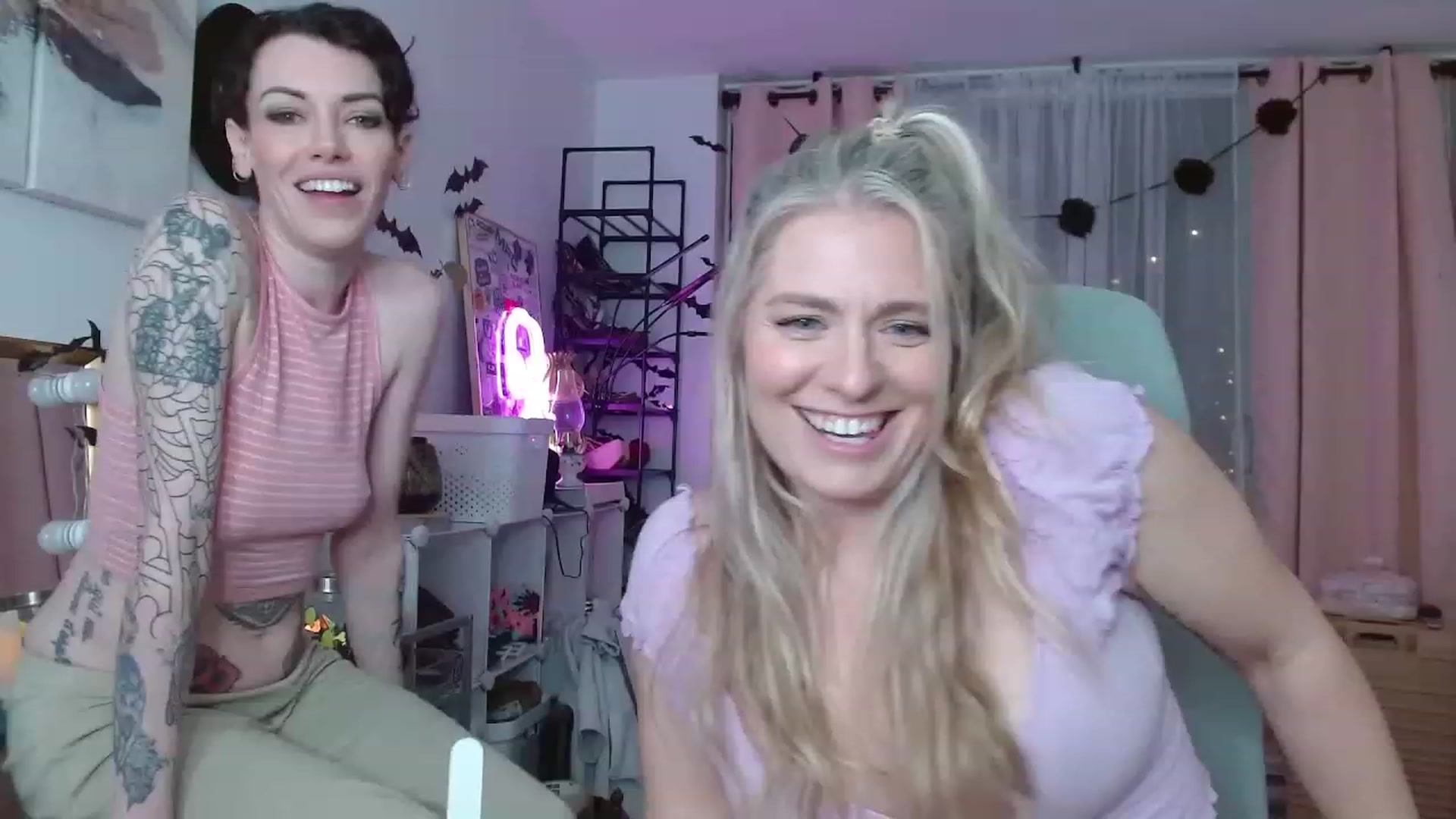 Gallery image thumbnail from NatashaReign's myfreecams stream on, 12/23/2023, 05:49 image 1 of 20