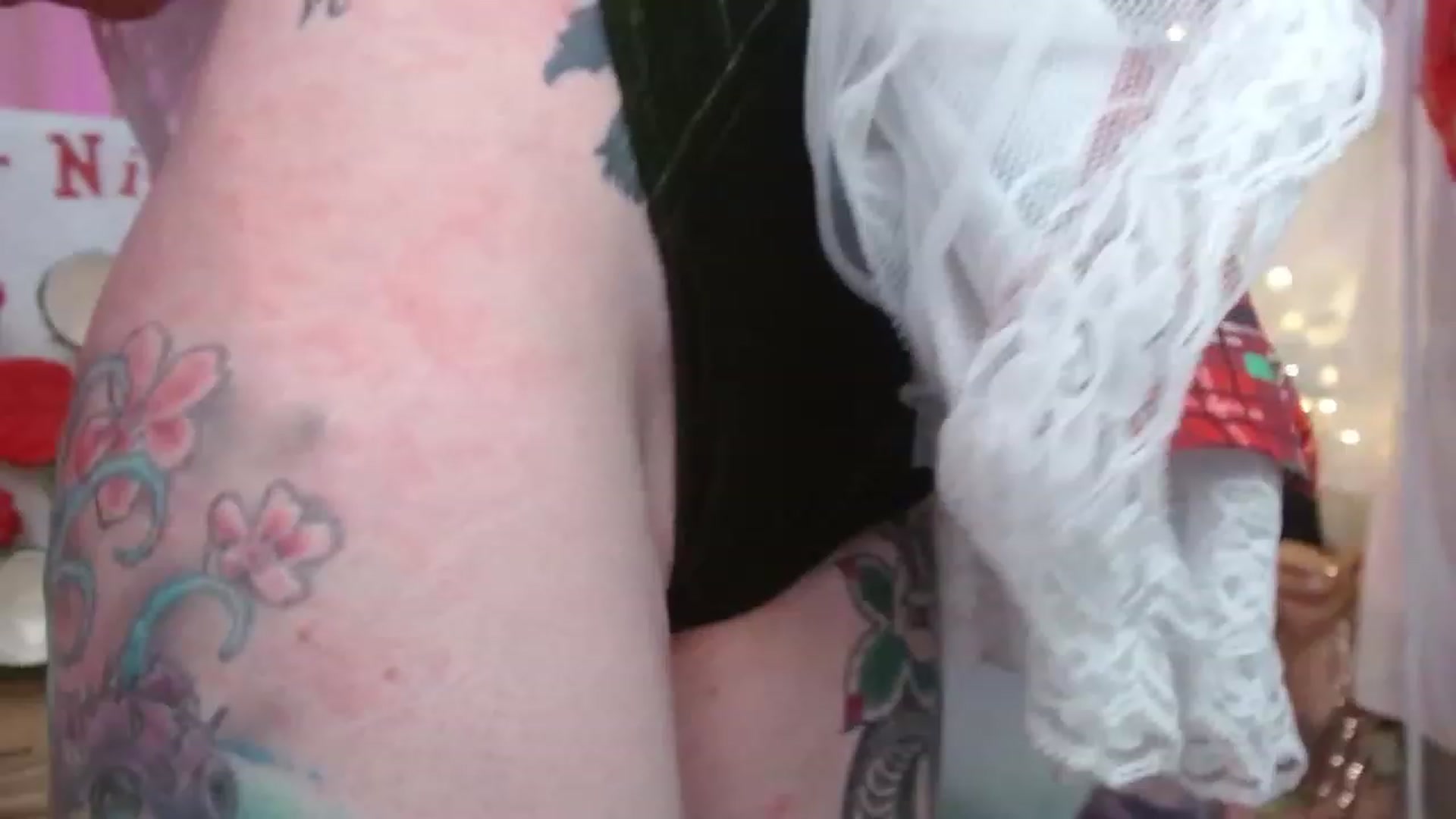 Gallery image thumbnail from NatashaReign's myfreecams stream on, 12/24/2023, 08:47 image 19 of 20