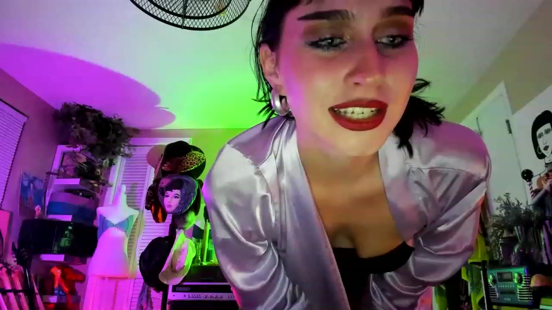 Gallery image thumbnail from NatashaSexxx's myfreecams stream on, 04/27/2023, 06:52 image 14 of 20