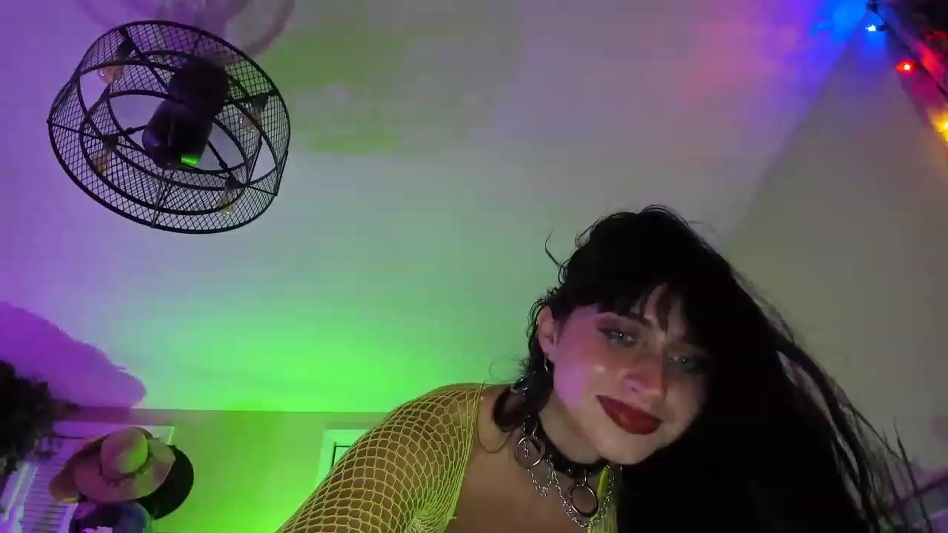 Gallery image thumbnail from NatashaSexxx's myfreecams stream on, 06/04/2023, 09:07 image 9 of 20