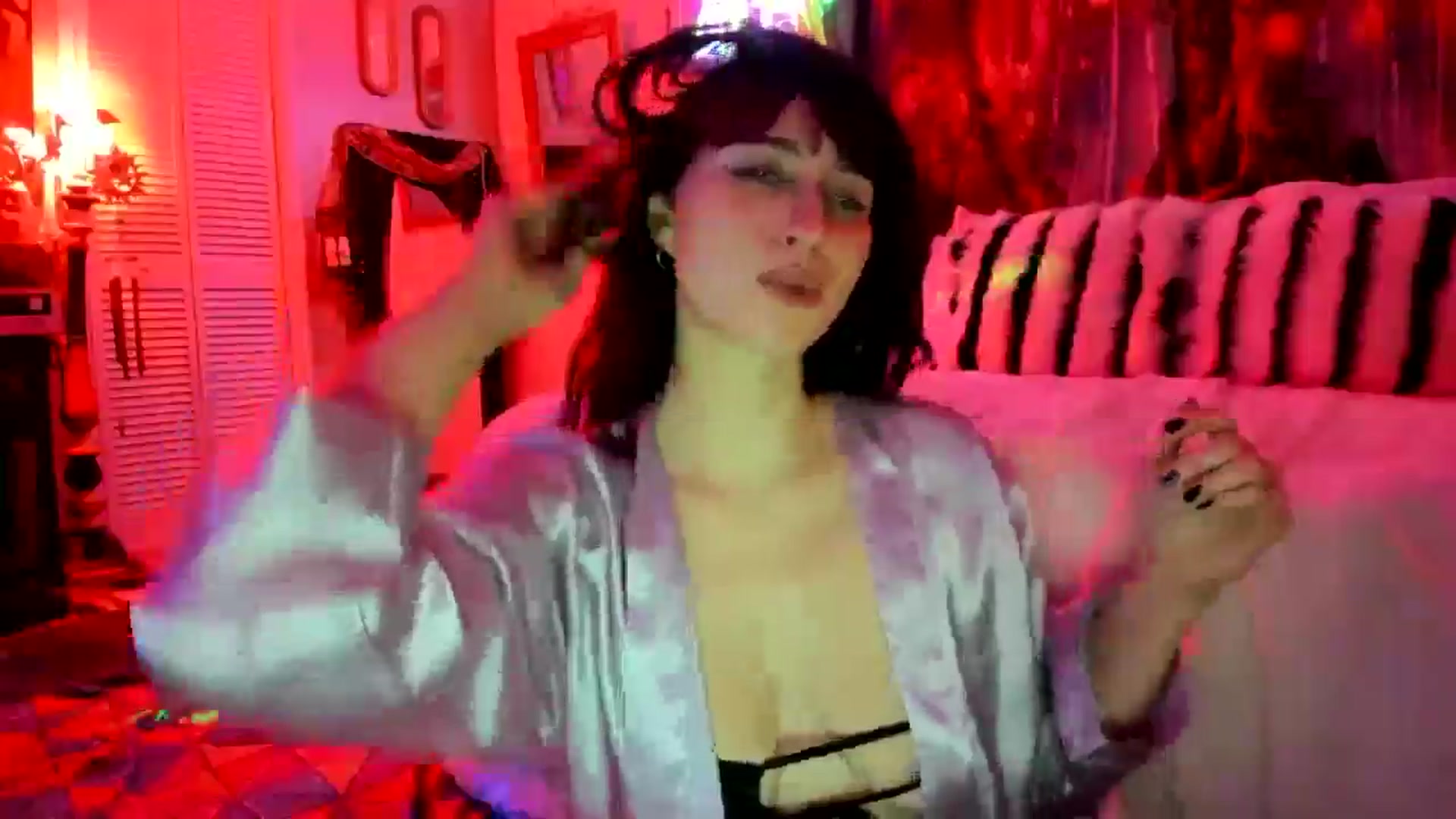 Gallery image thumbnail from NatashaSexxx's myfreecams stream on, 12/17/2024, 04:42 image 9 of 20