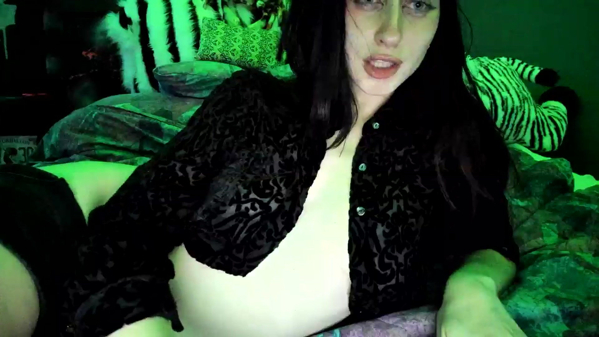 Gallery image thumbnail from NatashaSexxx's myfreecams stream on, 04/25/2025, 09:47 image 12 of 20