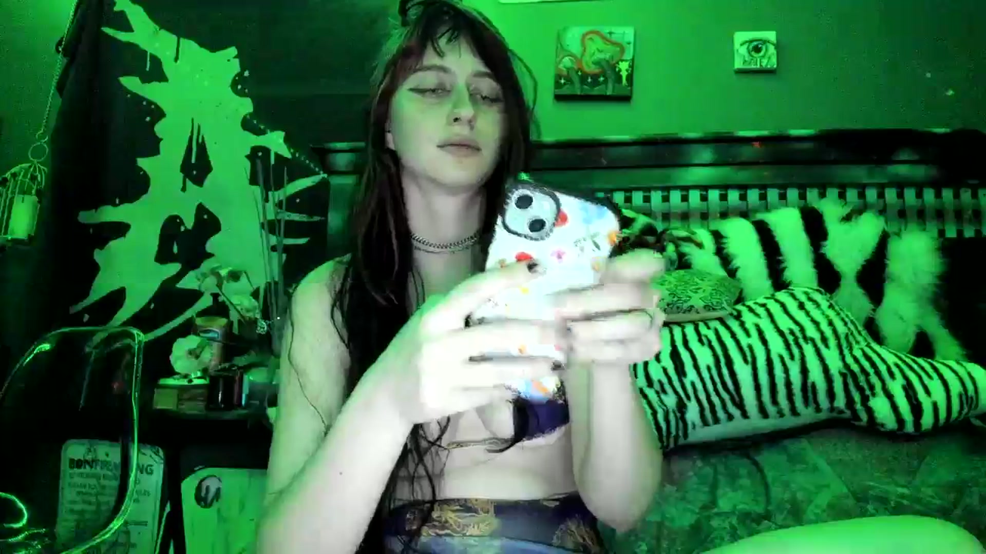 Gallery image thumbnail from NatashaSexxx's myfreecams stream on, 09/05/2025, 07:38 image 9 of 20