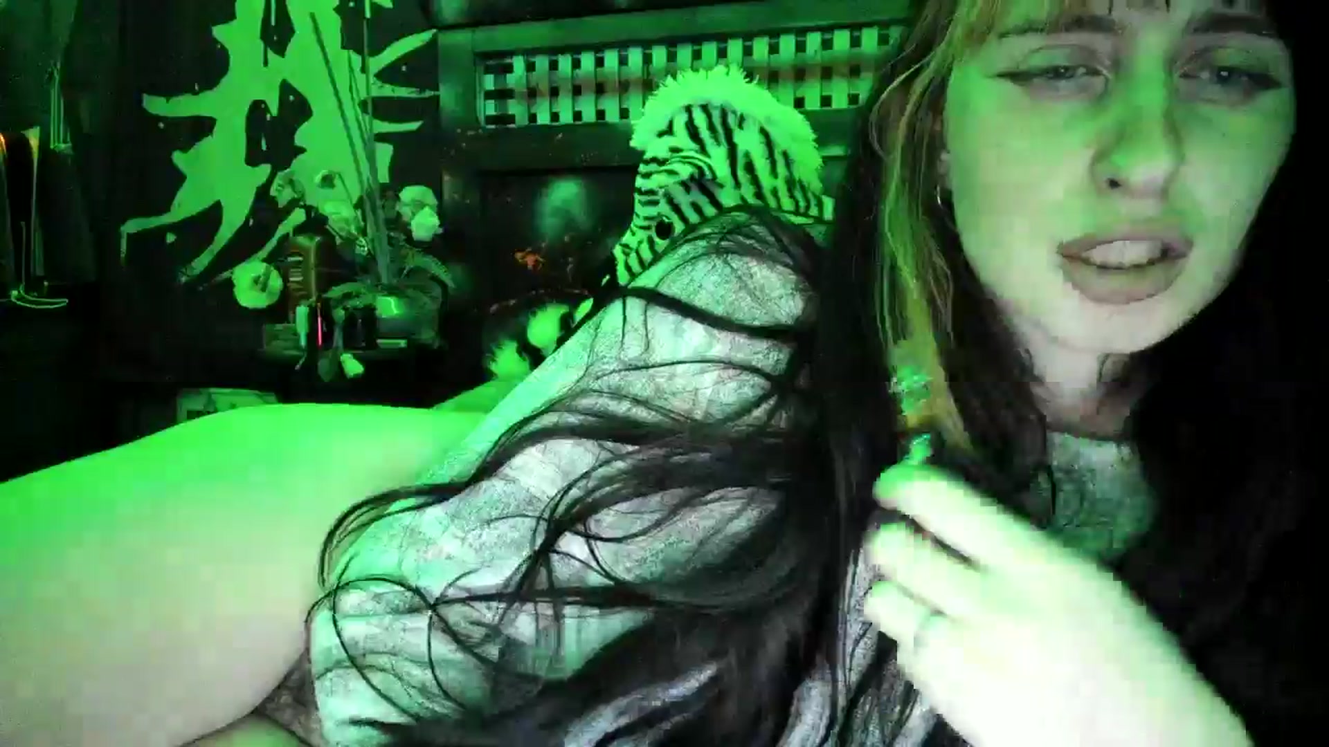 Gallery image thumbnail from NatashaSexxx's myfreecams stream on, 09/10/2025, 10:07 image 18 of 20