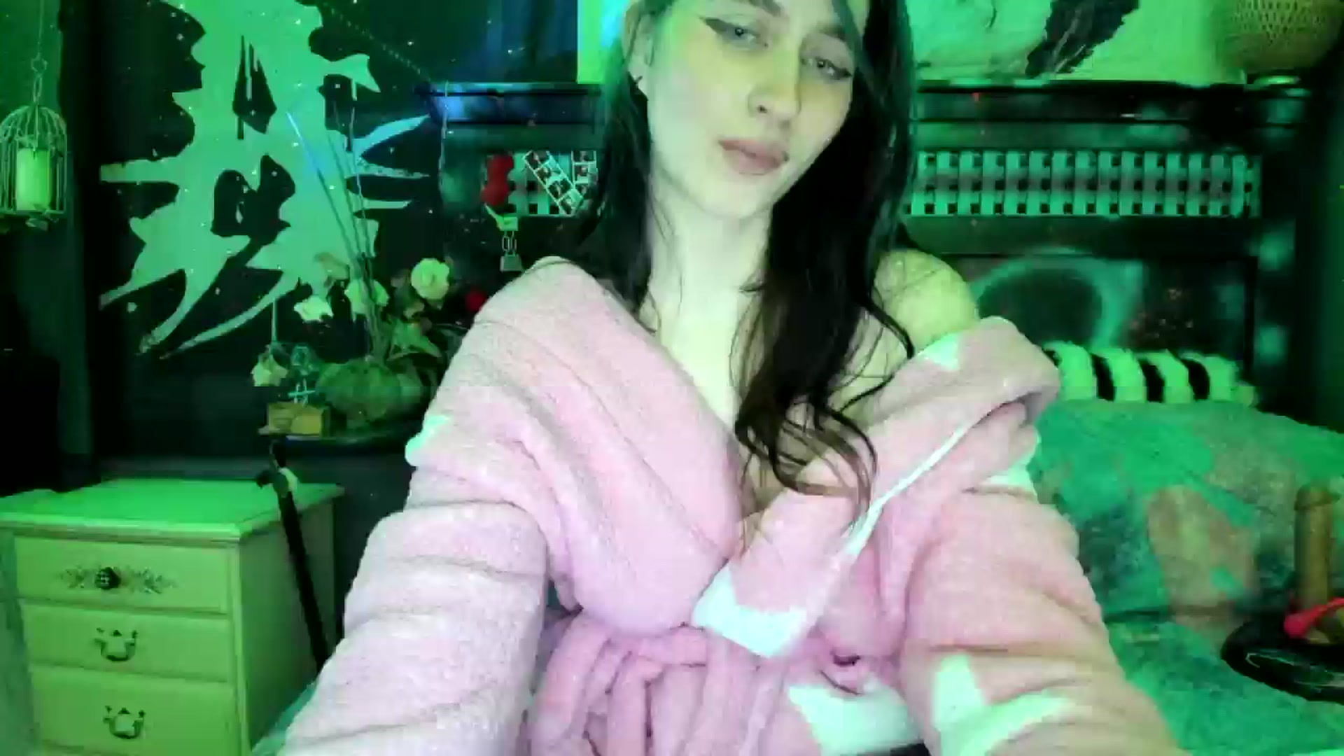 Gallery image thumbnail from NatashaSexxx's myfreecams stream on, 02/01/2026, 10:51 image 18 of 20