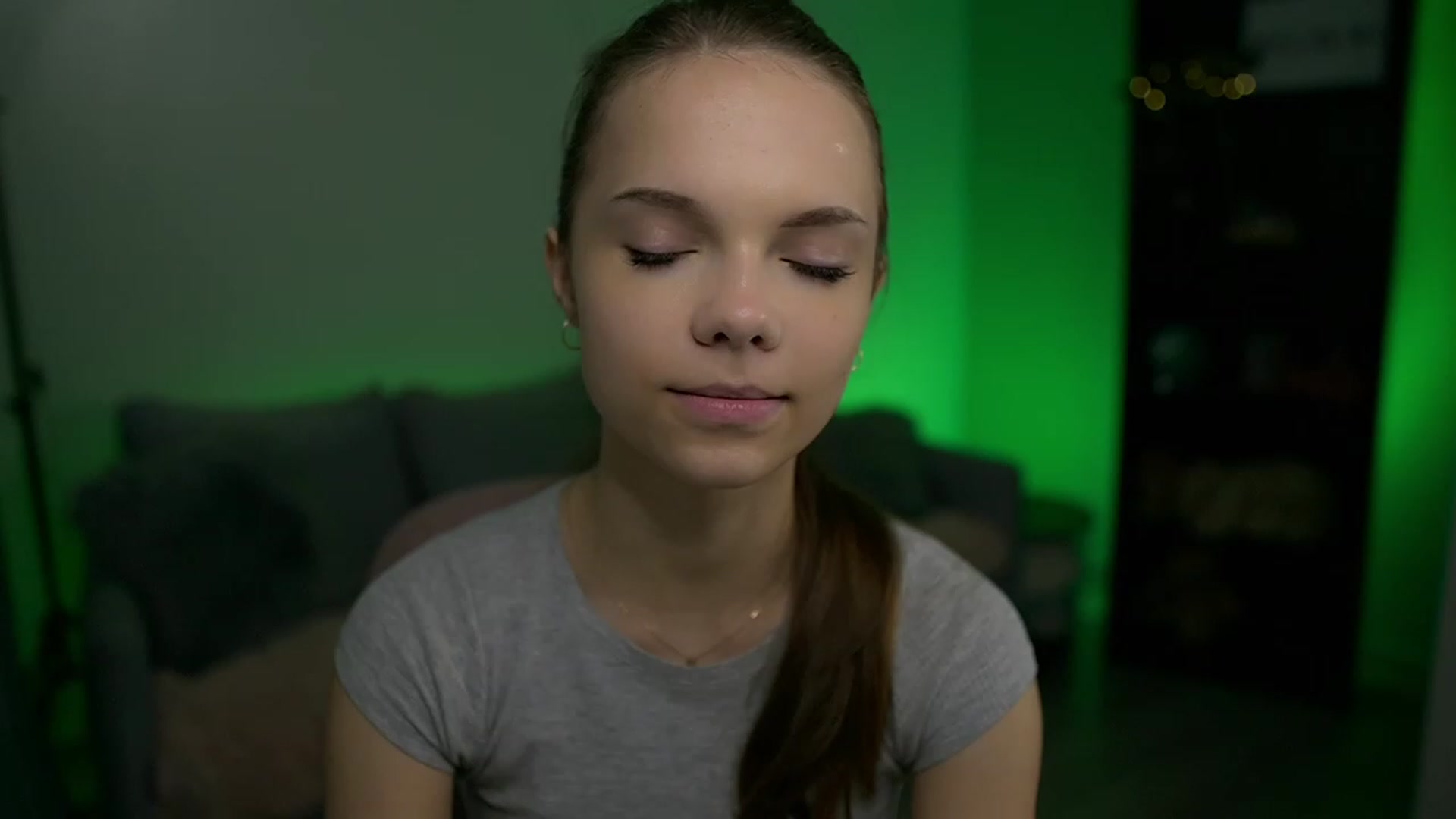 Gallery image thumbnail from Natasha_Malk's myfreecams stream on, 11/18/2022, 14:01 image 1 of 20