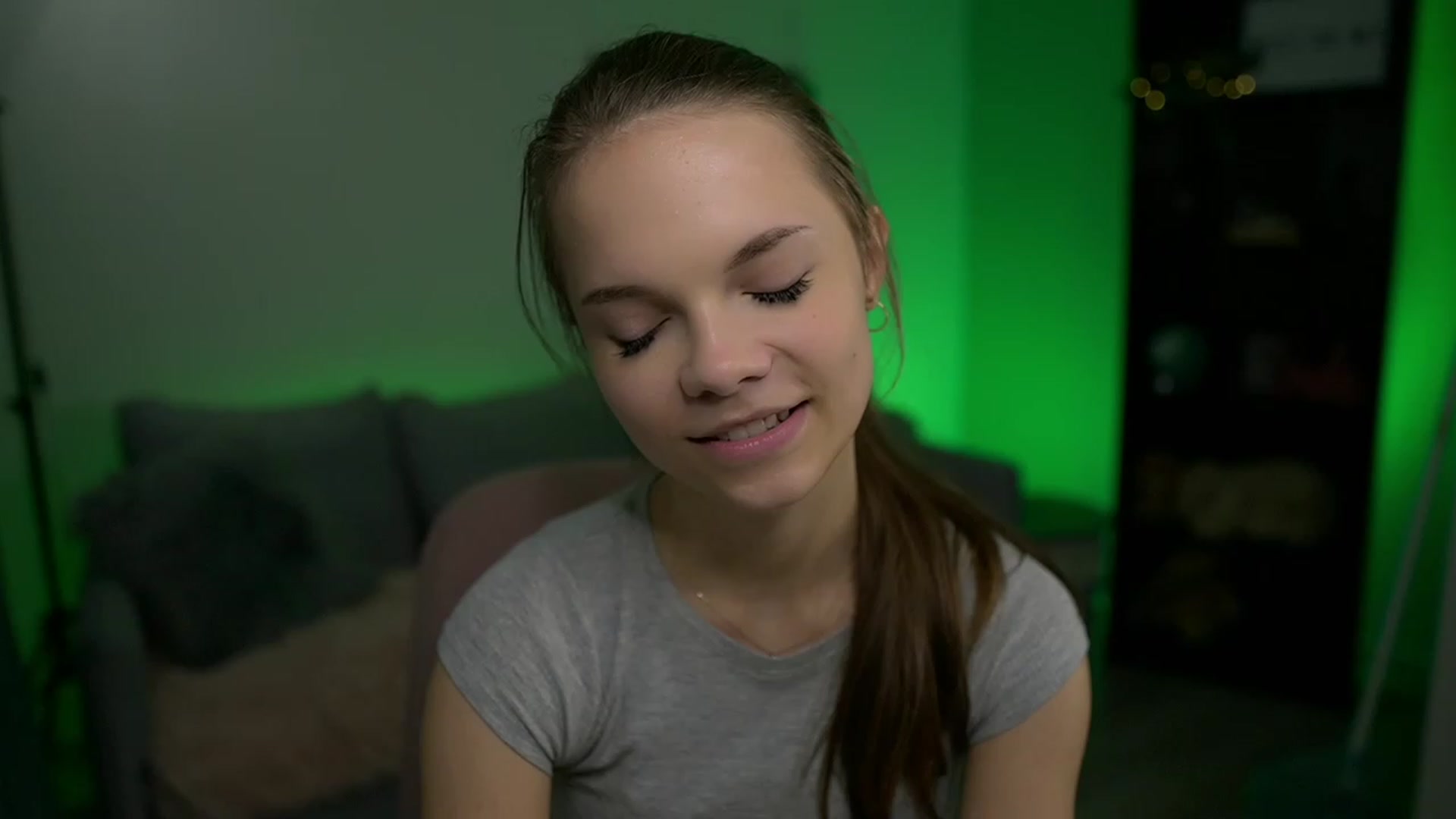 Gallery image thumbnail from Natasha_Malk's myfreecams stream on, 11/18/2022, 17:01 image 8 of 20