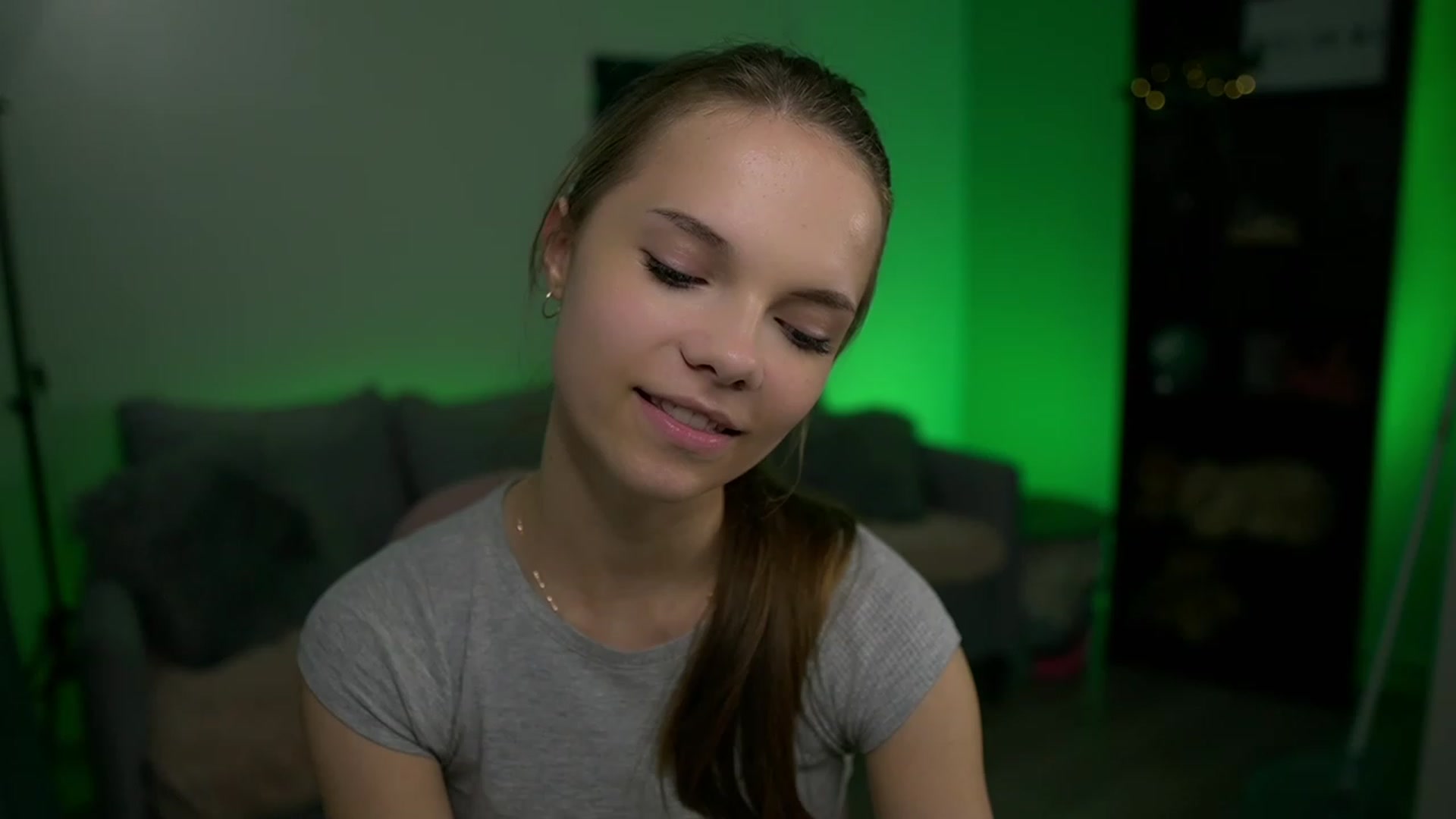 Gallery image thumbnail from Natasha_Malk's myfreecams stream on, 11/18/2022, 17:01 image 14 of 20