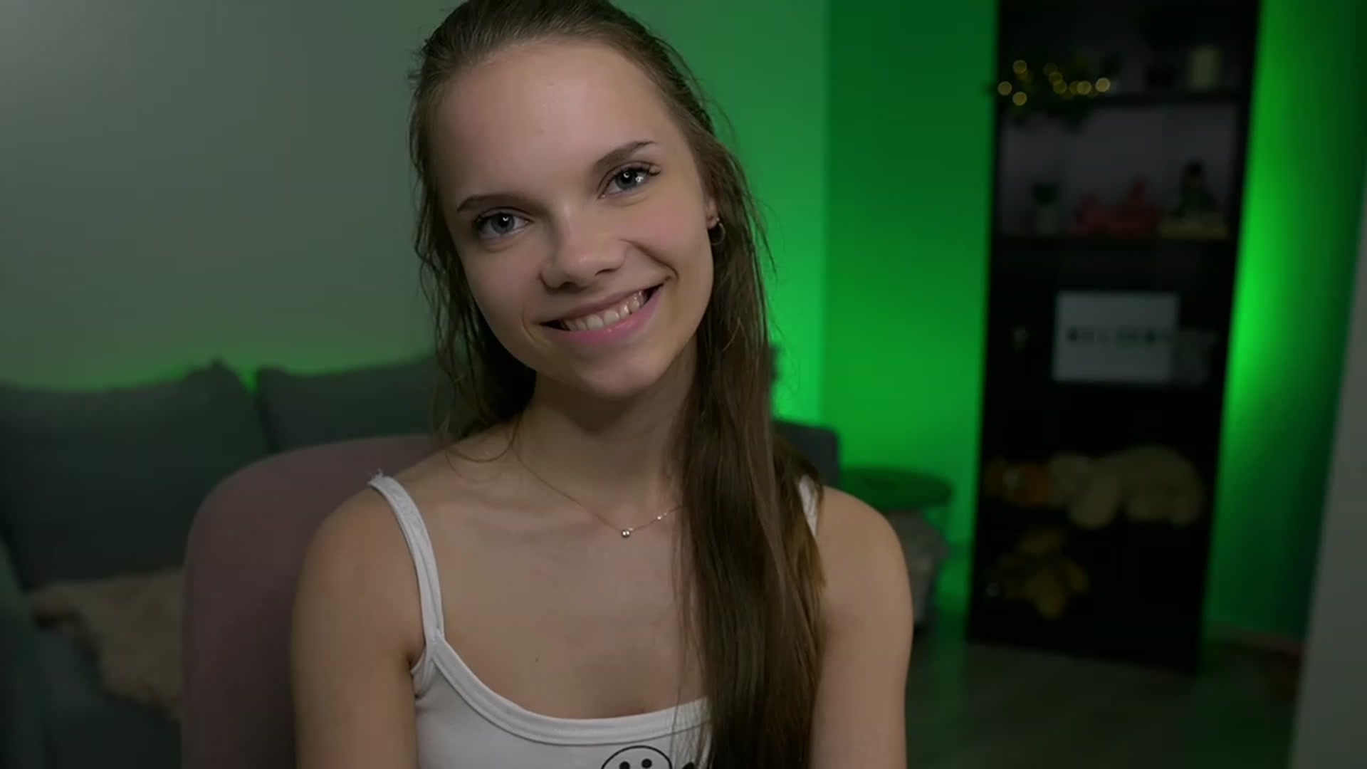Gallery image thumbnail from Natasha_Malk's myfreecams stream on, 11/20/2022, 18:20 image 15 of 20