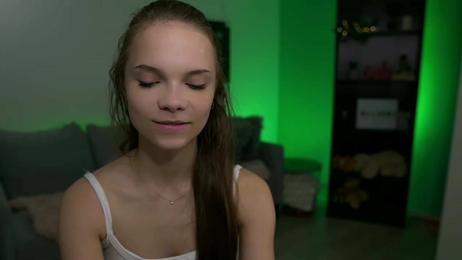 Gallery image thumbnail from Natasha_Malk's myfreecams stream on, 11/20/2022, 18:20 image 14 of 20