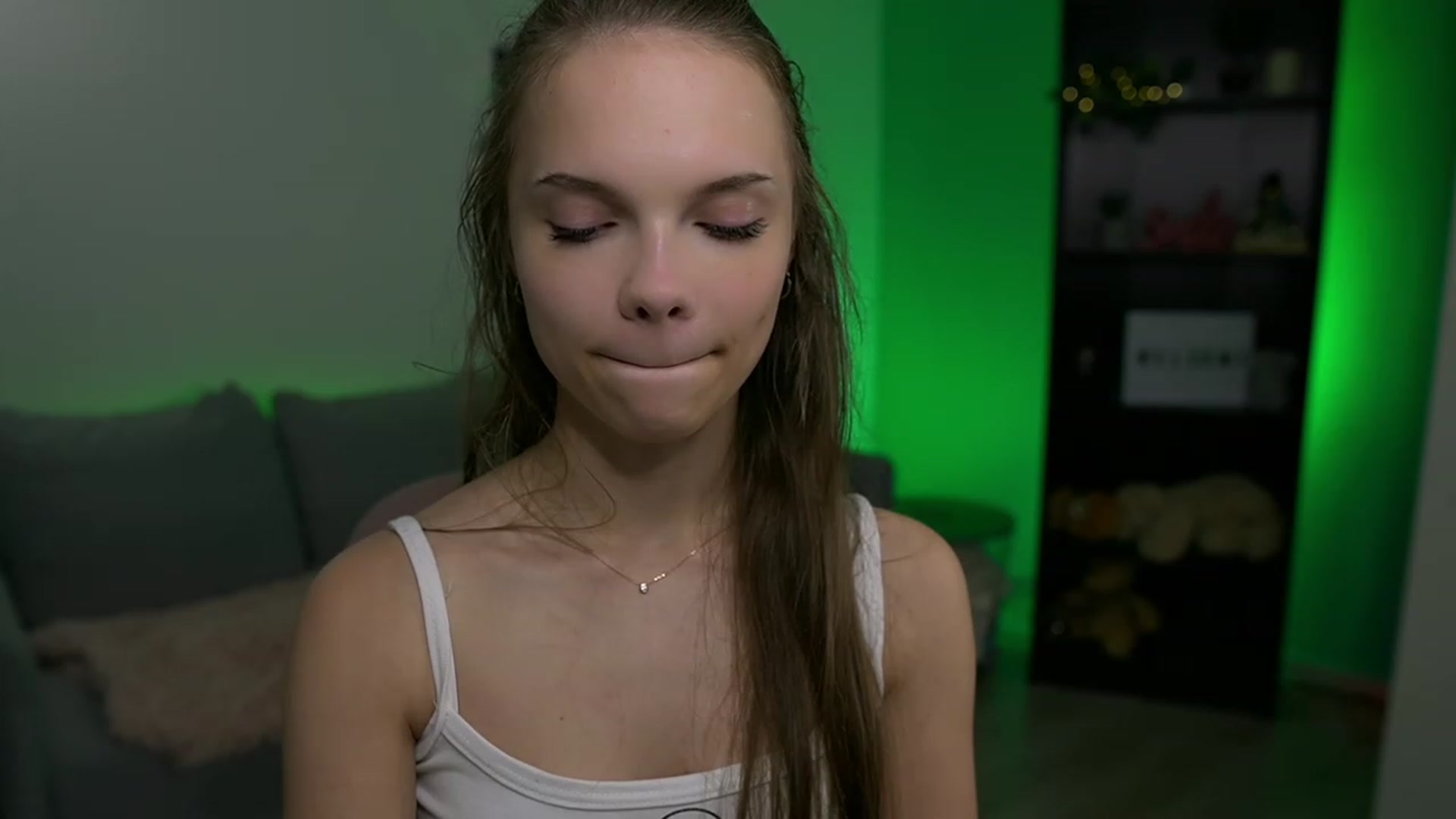 Gallery image thumbnail from Natasha_Malk's myfreecams stream on, 11/20/2022, 18:20 image 5 of 20