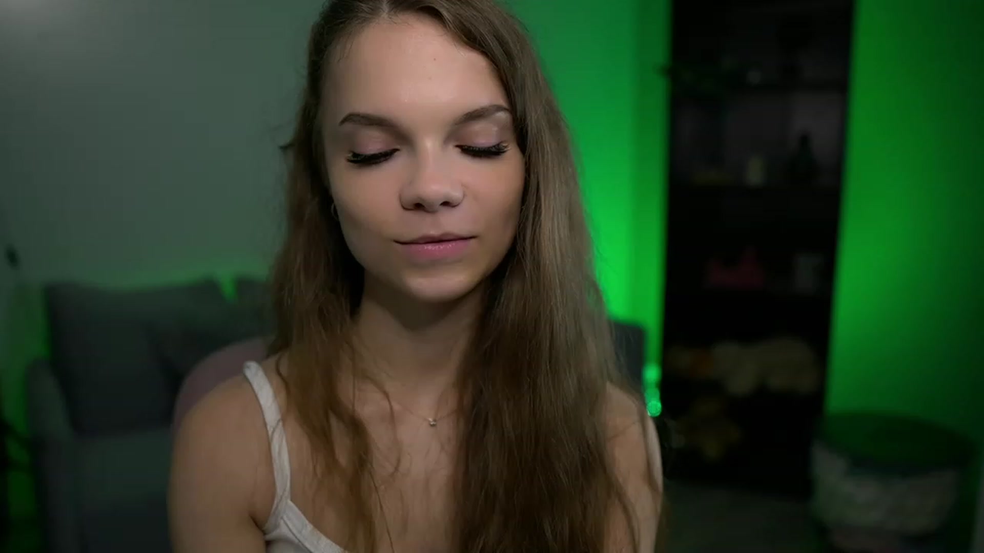 Gallery image thumbnail from Natasha_Malk's myfreecams stream on, 11/22/2022, 17:45 image 15 of 20