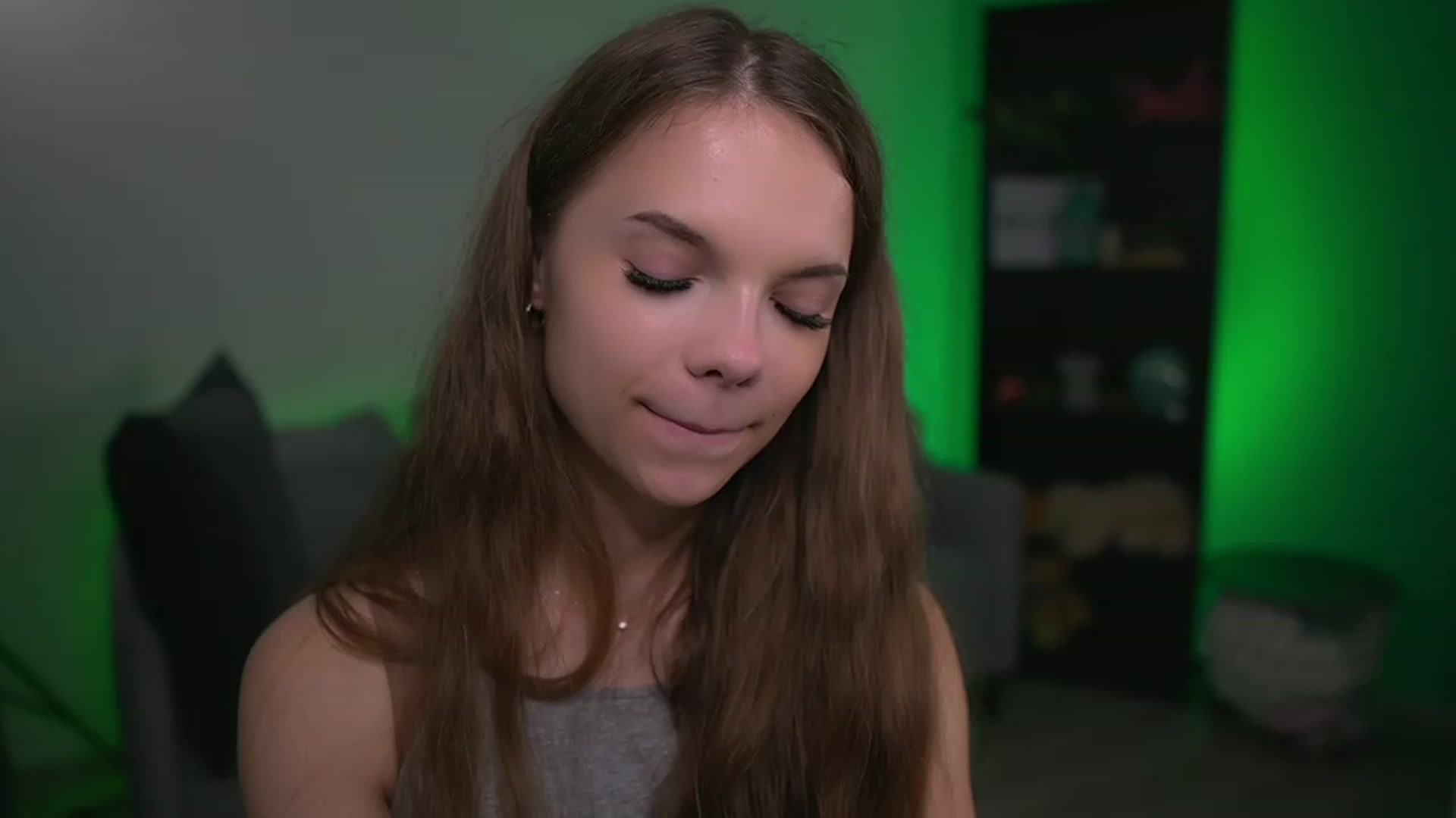 Gallery image thumbnail from Natasha_Malk's myfreecams stream on, 11/23/2022, 15:05 image 9 of 20