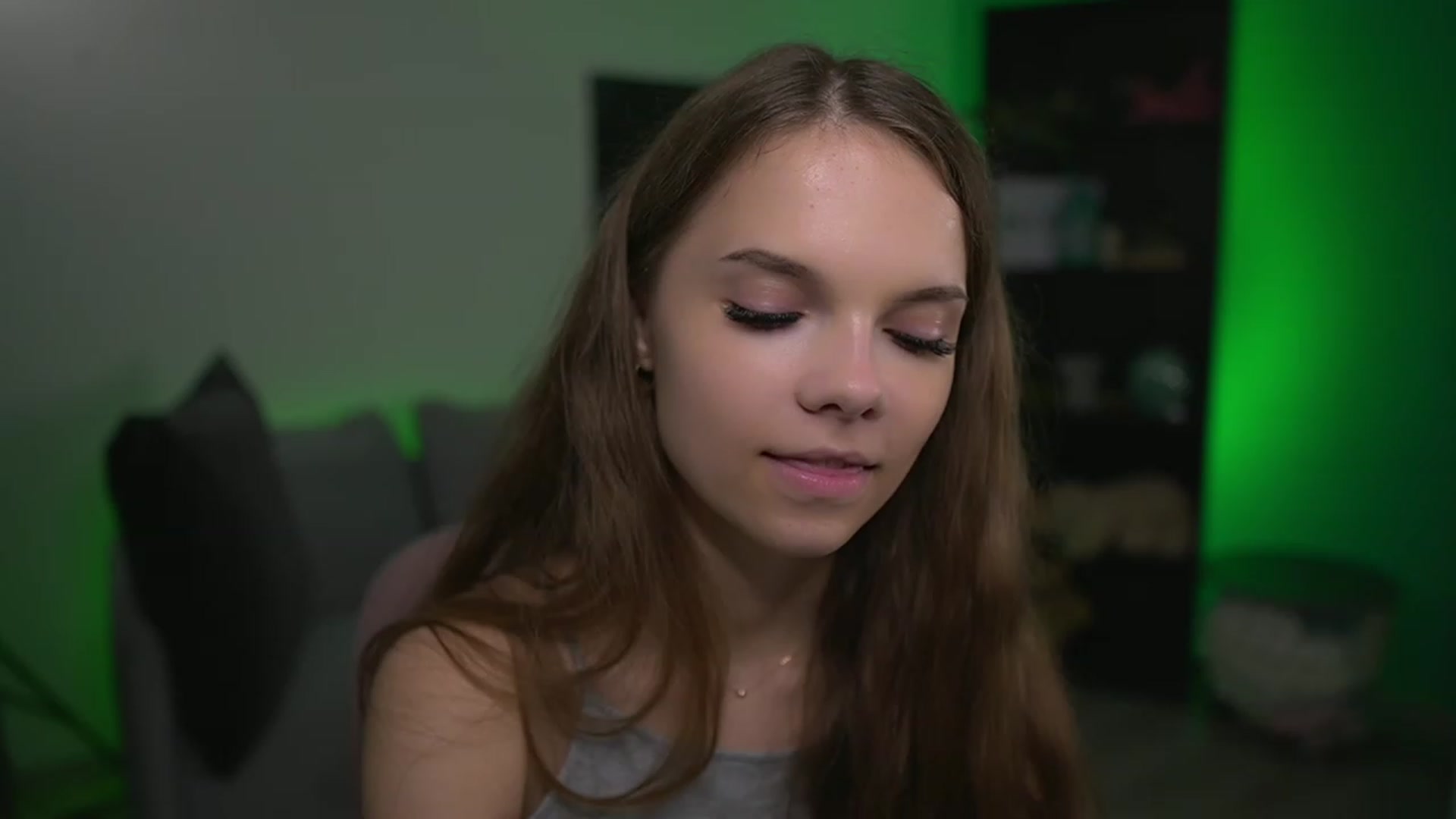Gallery image thumbnail from Natasha_Malk's myfreecams stream on, 11/23/2022, 15:05 image 13 of 20
