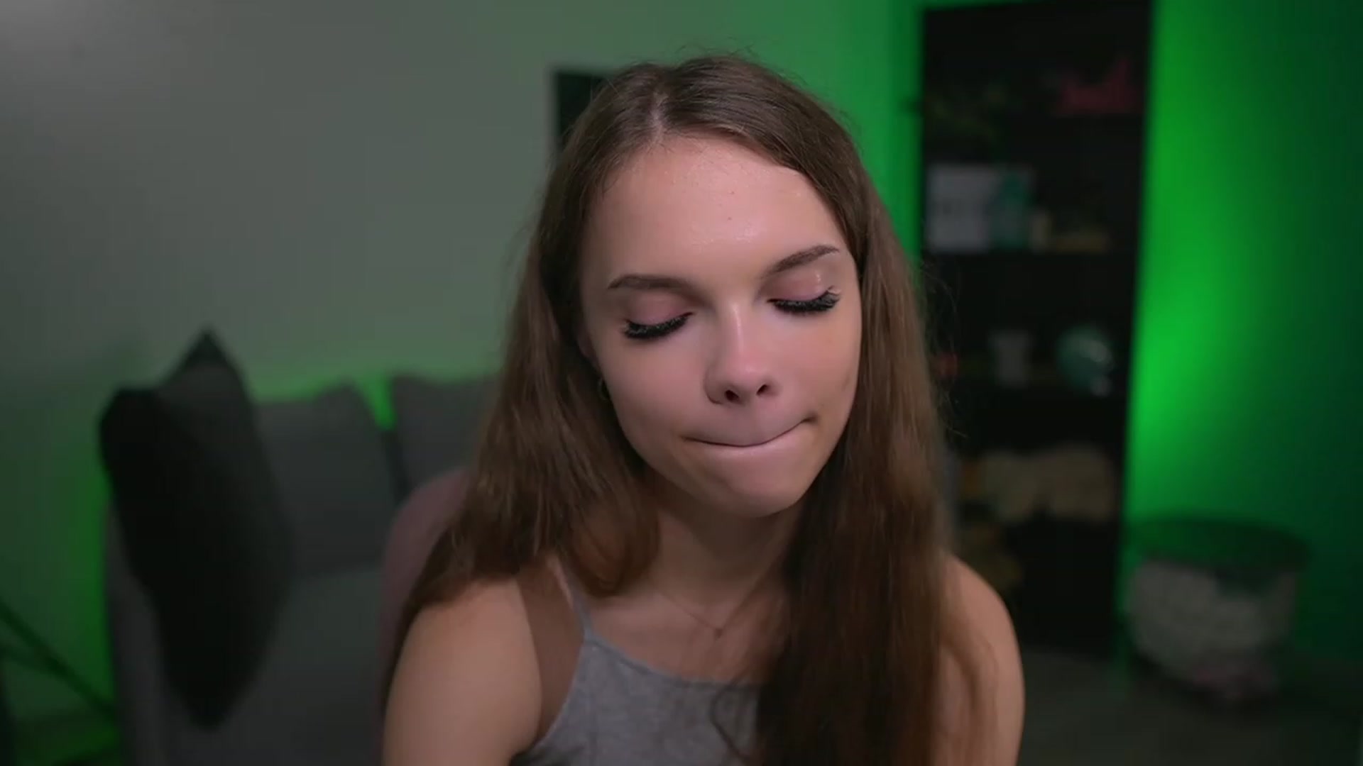 Gallery image thumbnail from Natasha_Malk's myfreecams stream on, 11/23/2022, 15:05 image 11 of 20