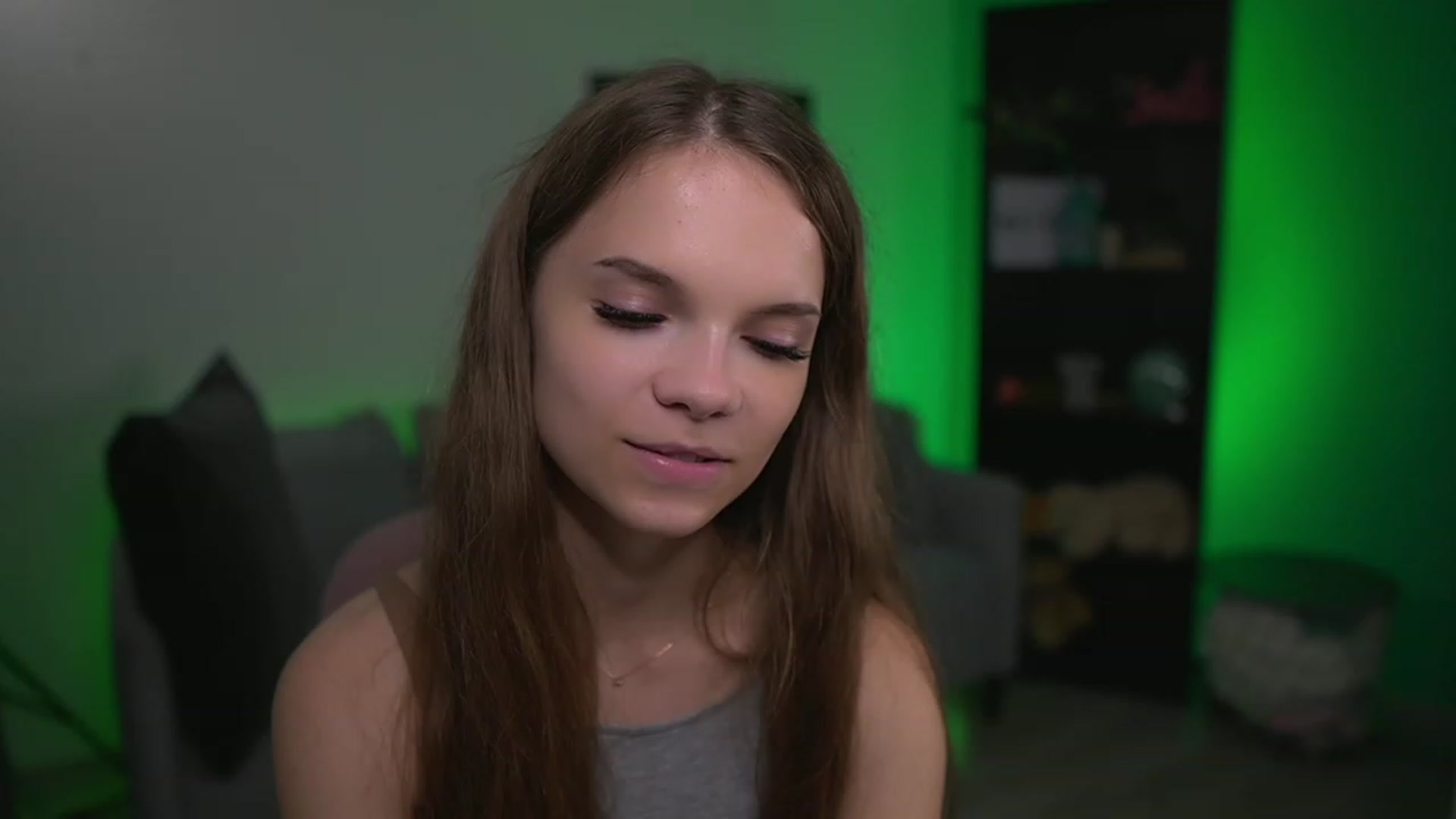Gallery image thumbnail from Natasha_Malk's myfreecams stream on, 11/23/2022, 15:59 image 16 of 20