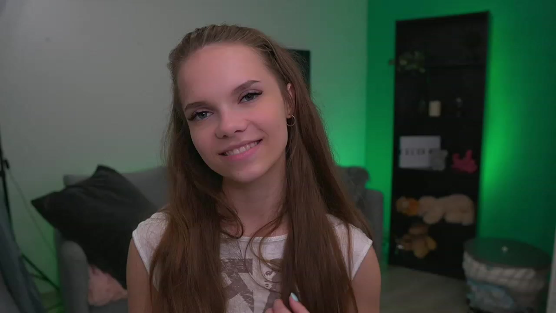 Gallery image thumbnail from Natasha_Malk's myfreecams stream on, 11/25/2022, 15:29 image 4 of 20
