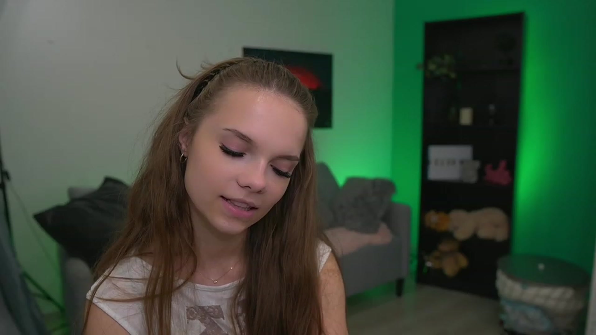 Gallery image thumbnail from Natasha_Malk's myfreecams stream on, 11/25/2022, 15:29 image 9 of 20
